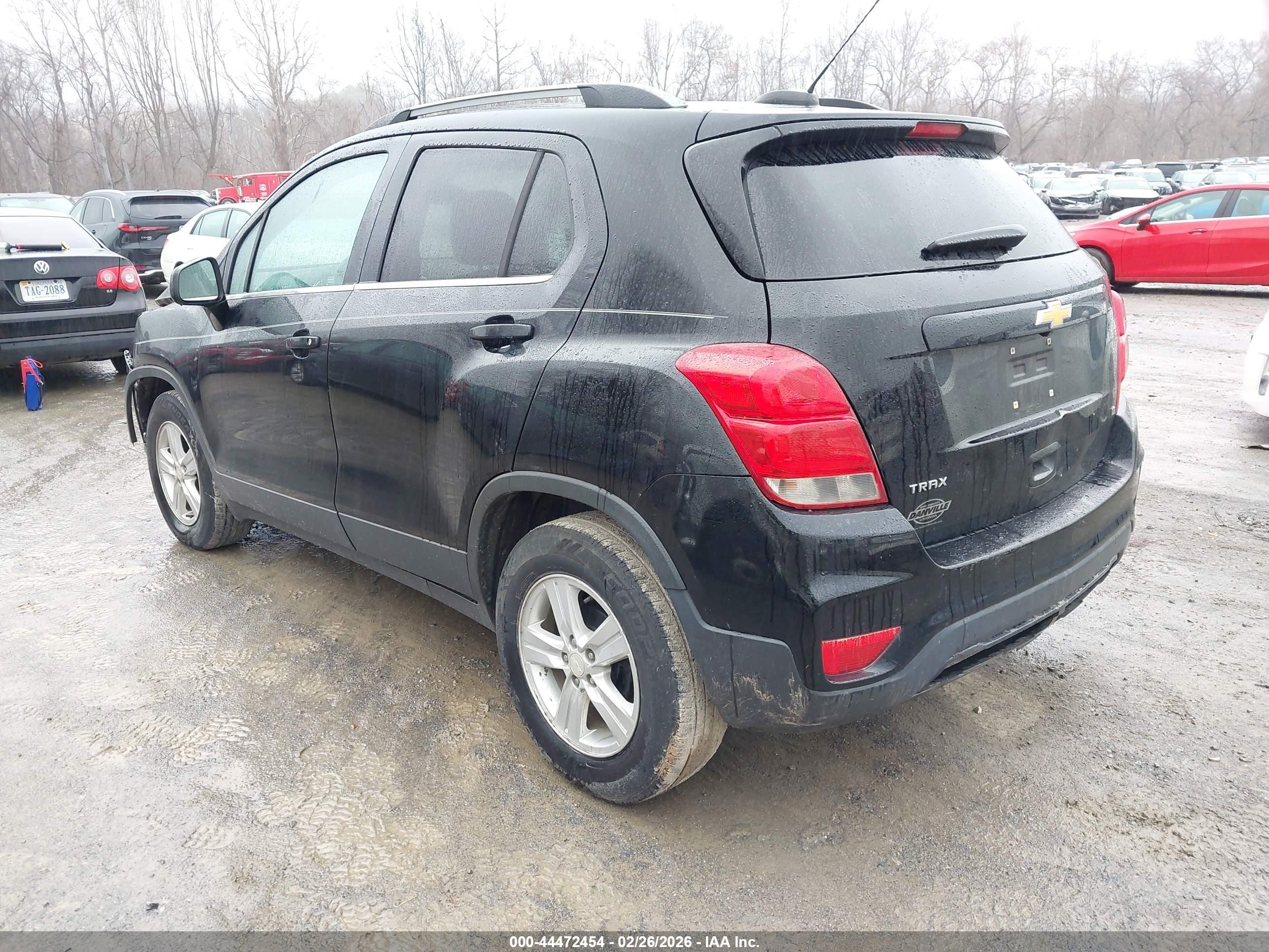 CHEVROLET TRAX image 3
