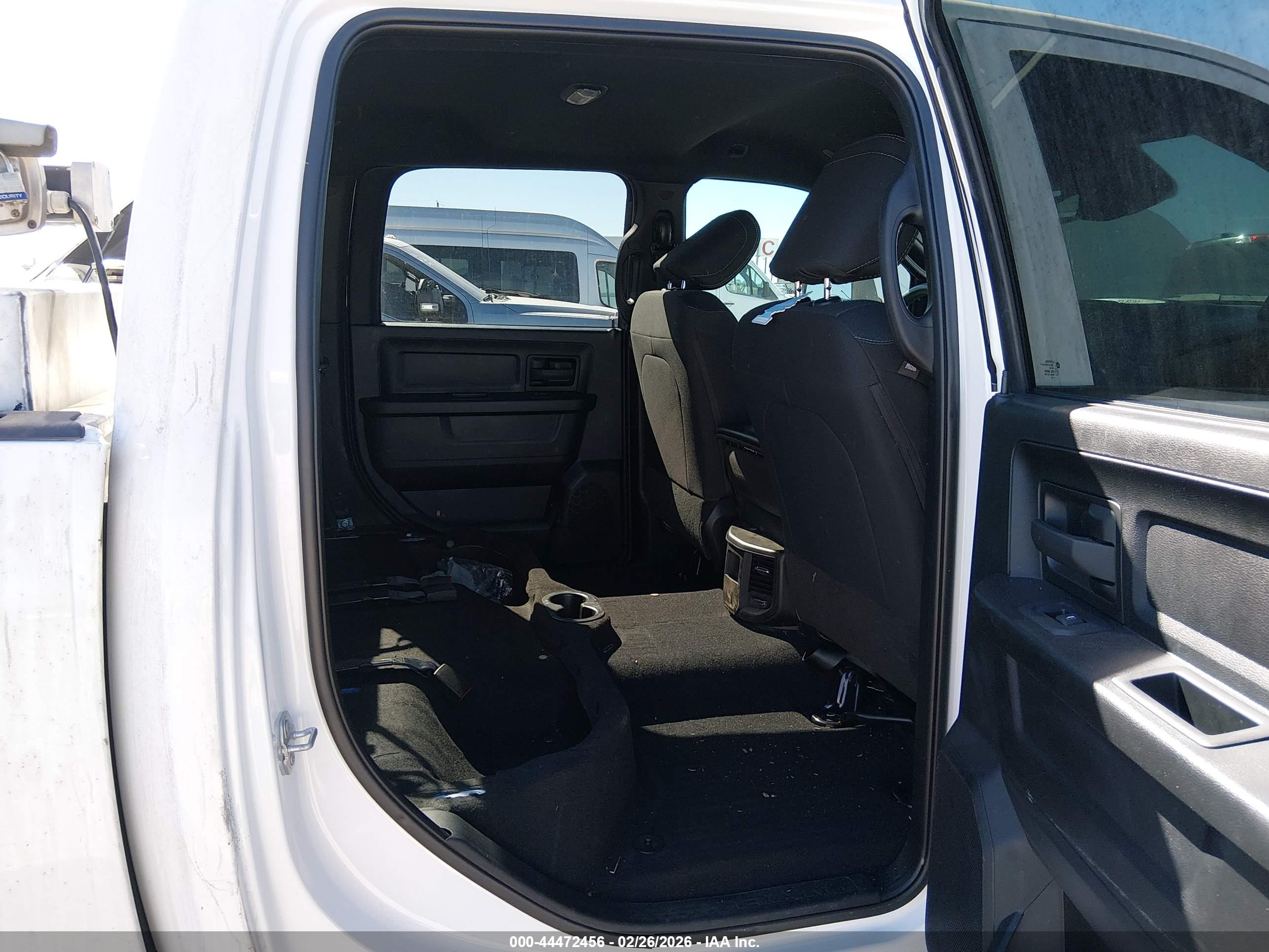 RAM 3500 image 8