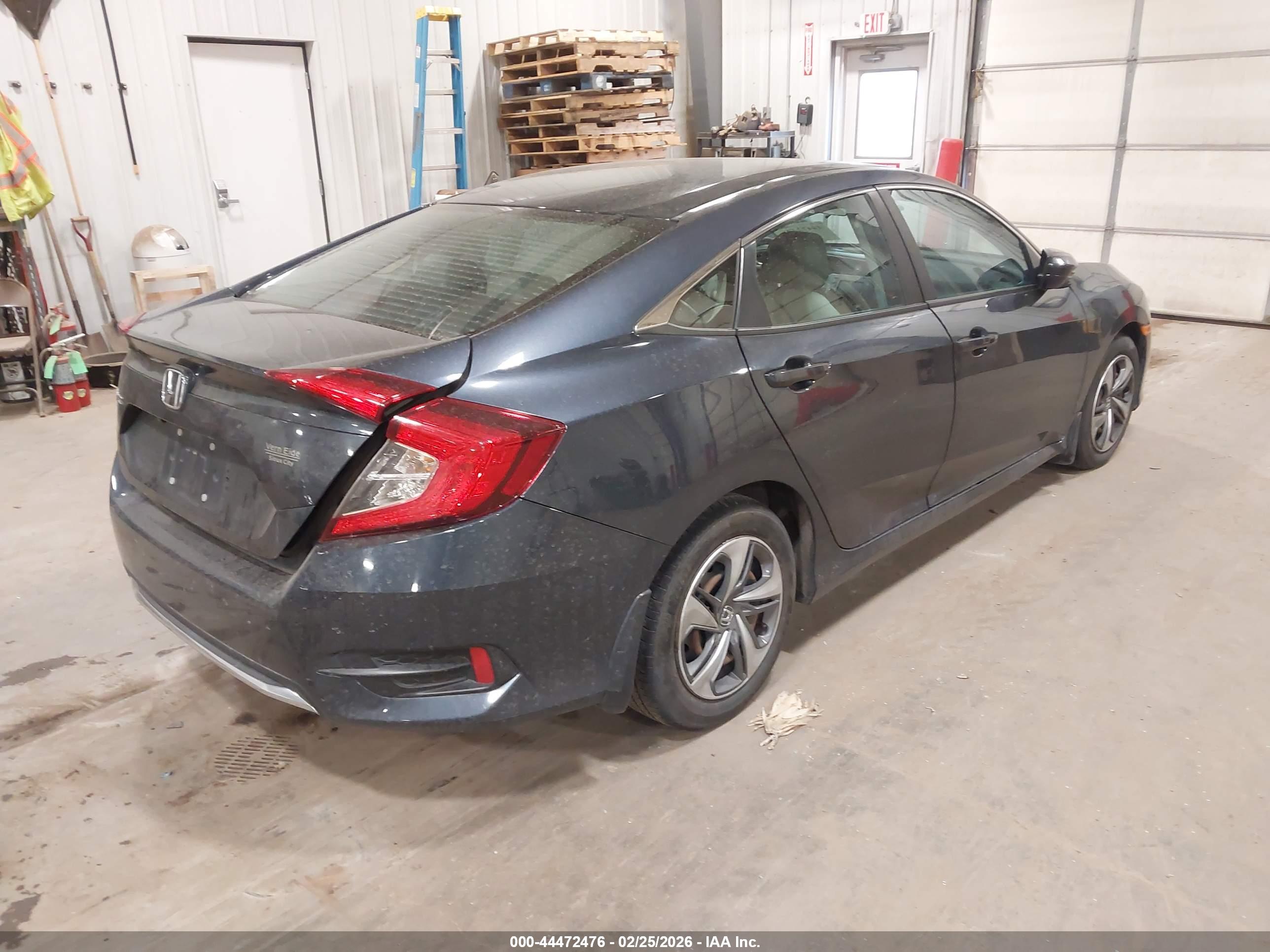 HONDA CIVIC image 4