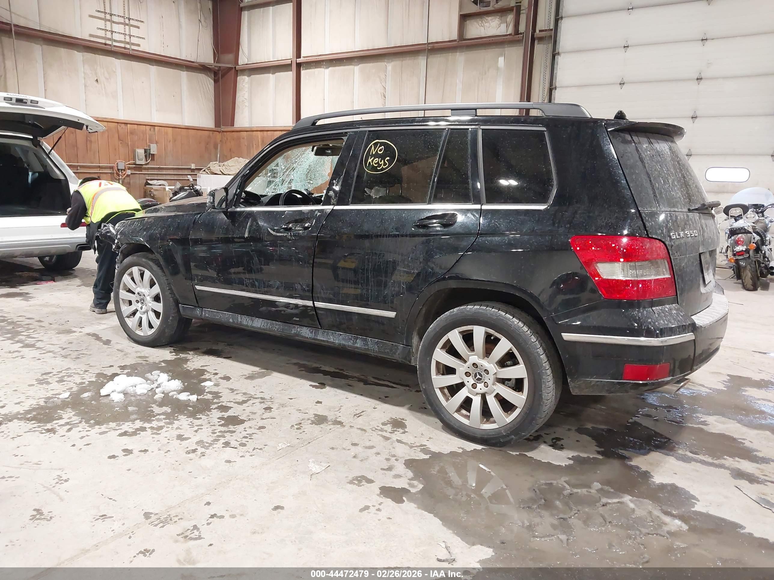 MERCEDES-BENZ GLK image 3