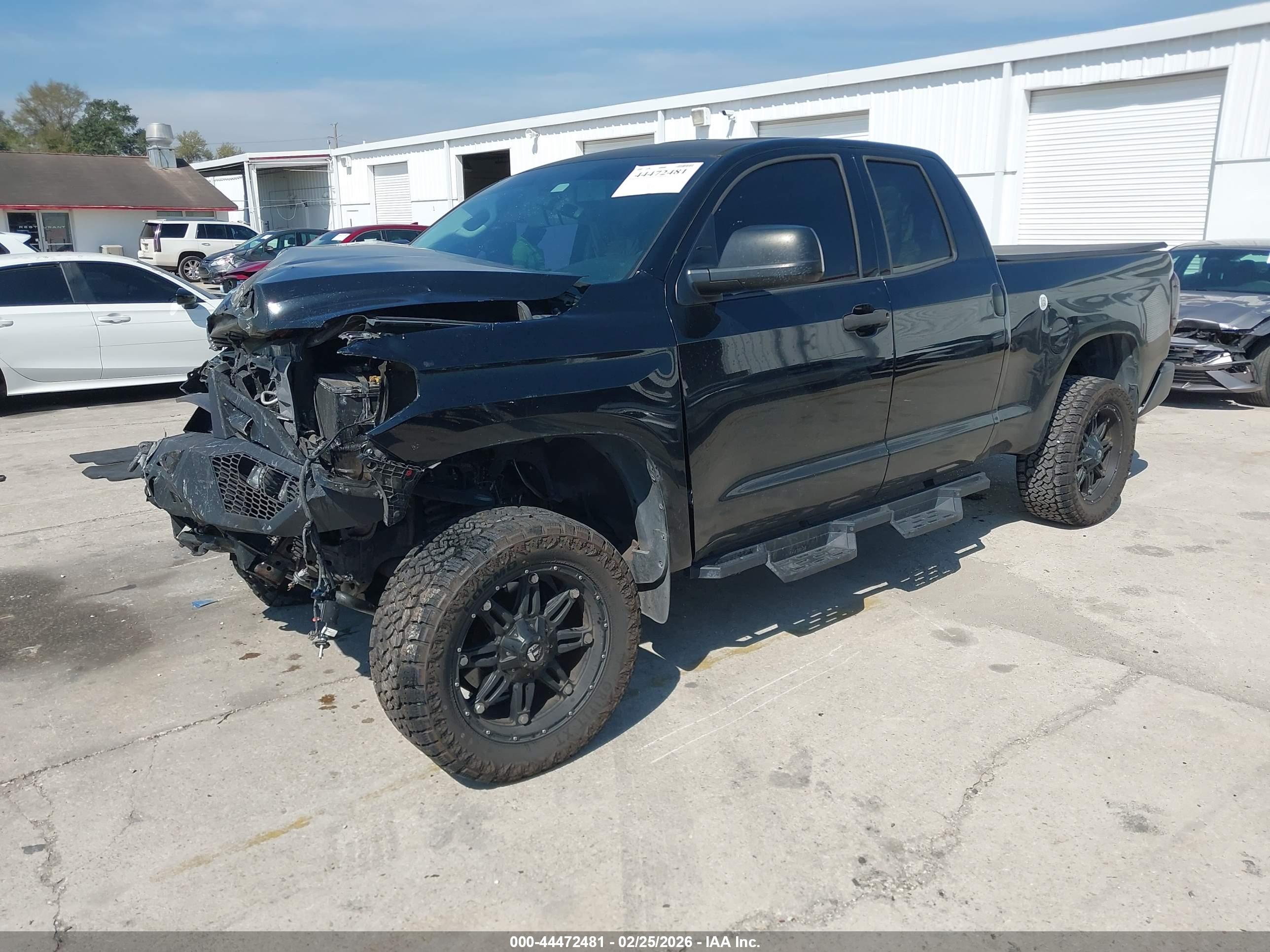 TOYOTA TUNDRA image 2