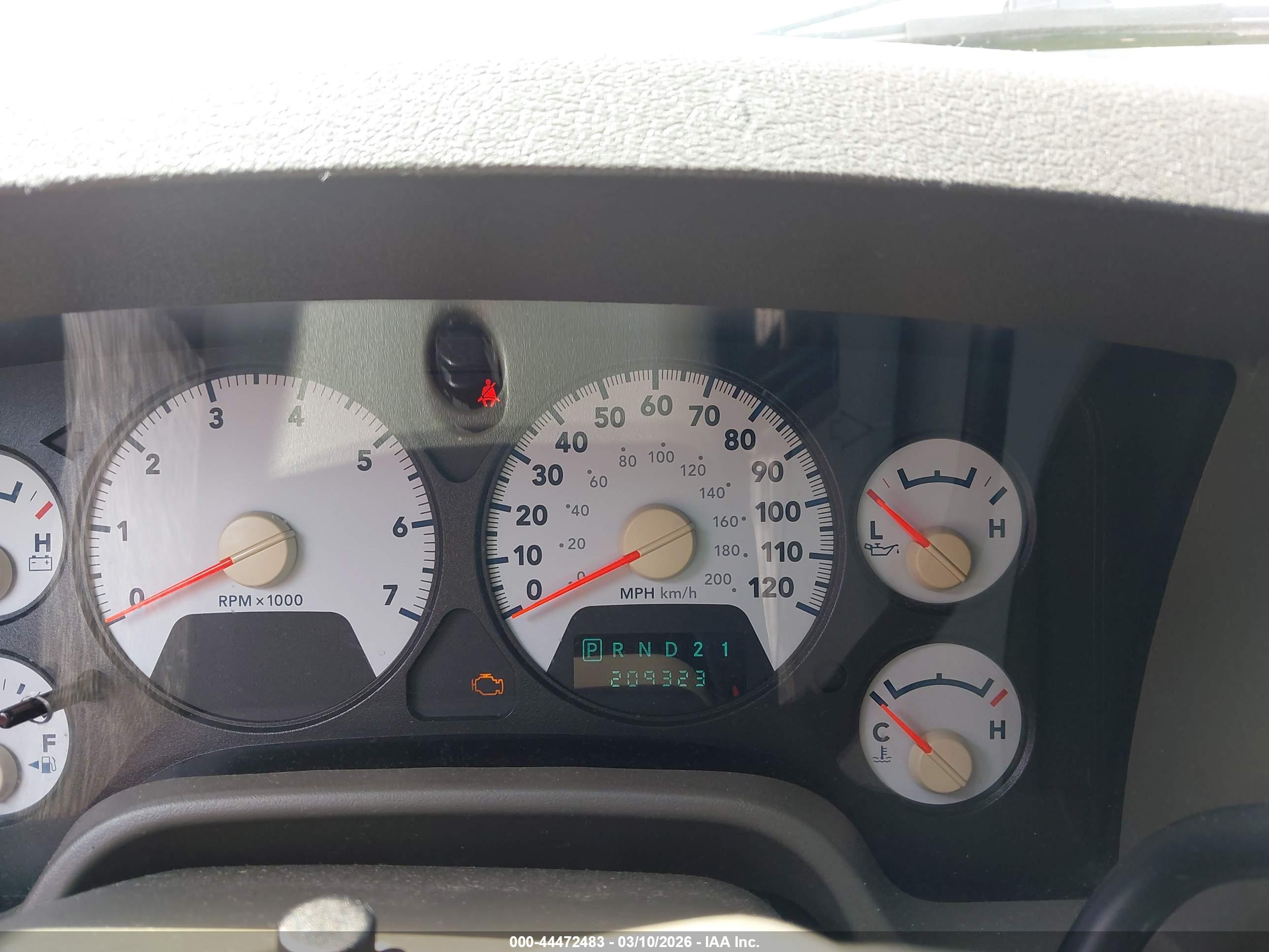 DODGE RAM image 7