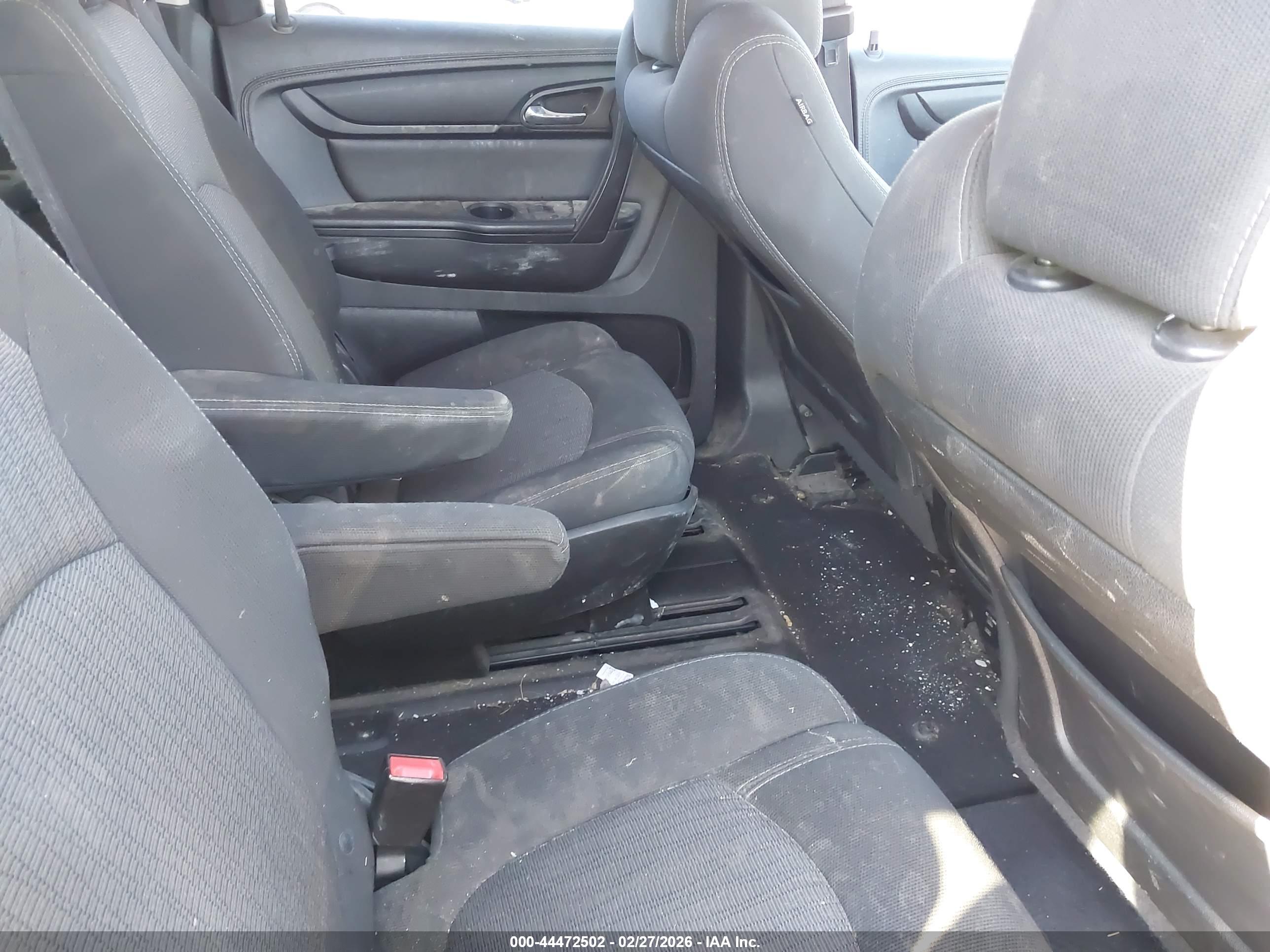 CHEVROLET TRAVERSE image 8