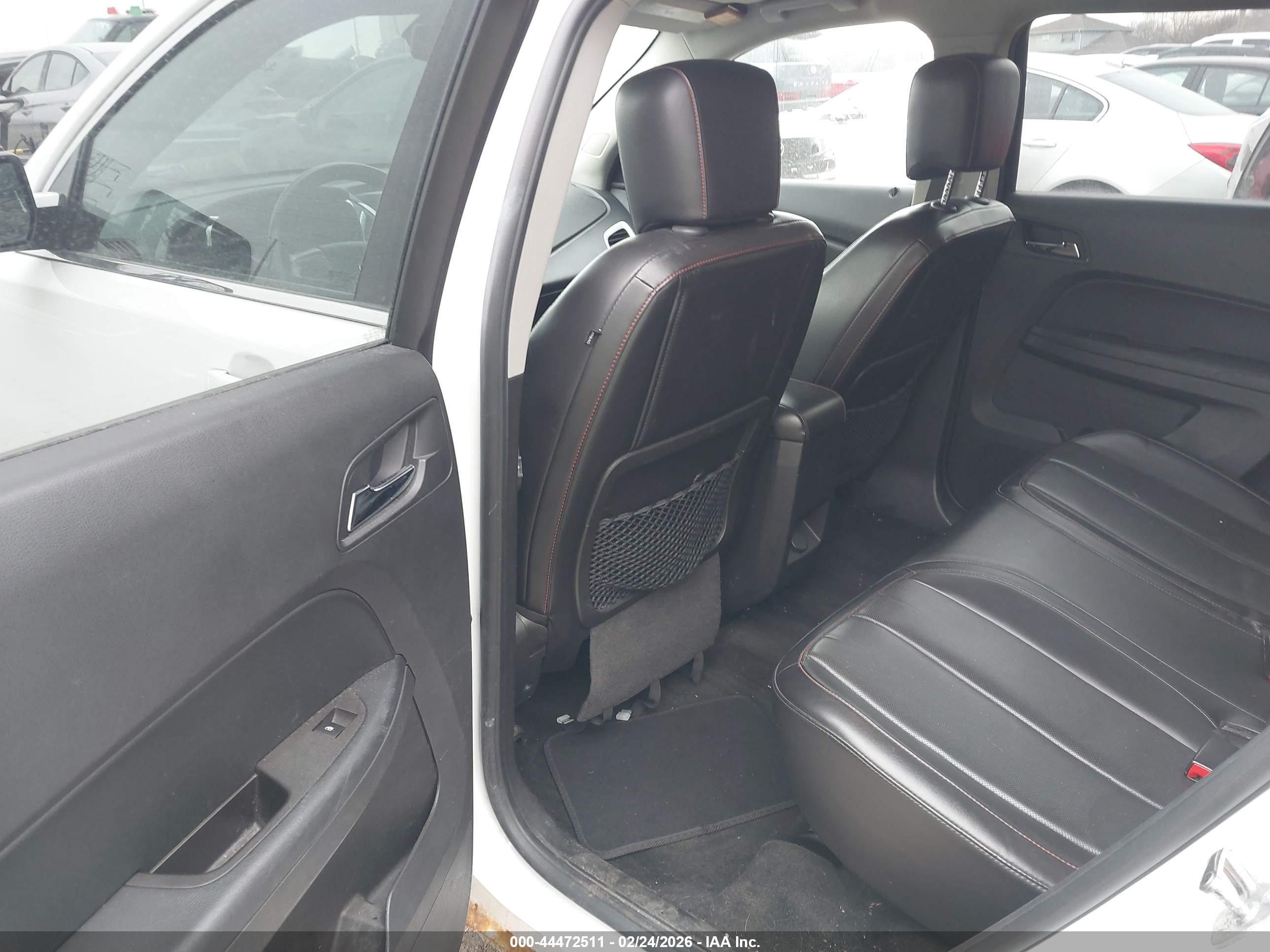 GMC TERRAIN image 8