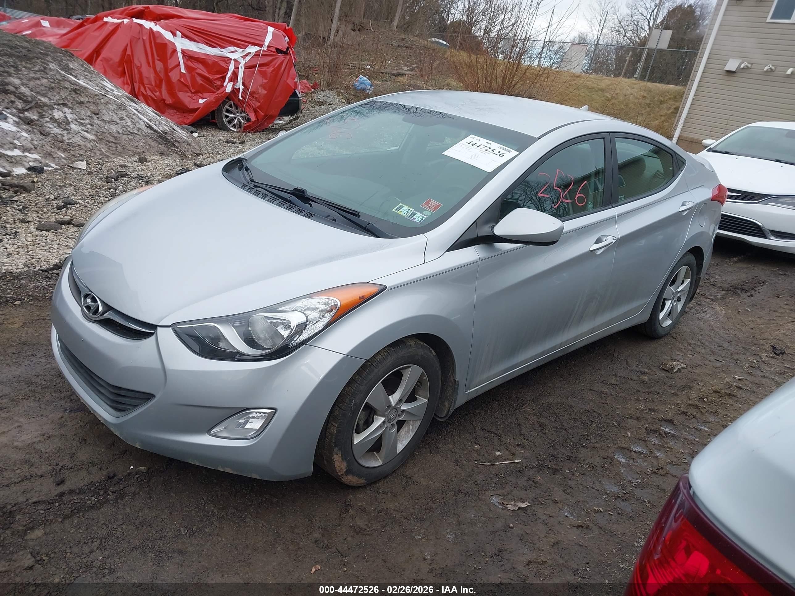 HYUNDAI ELANTRA image 2