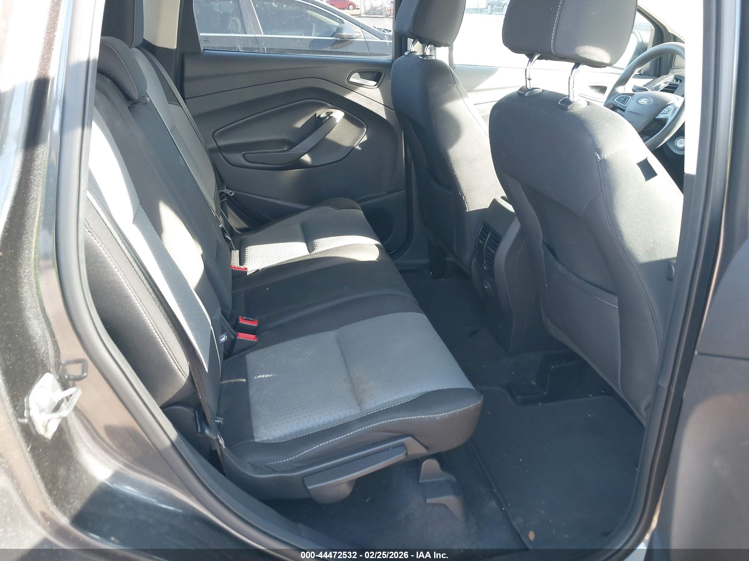 FORD ESCAPE image 8