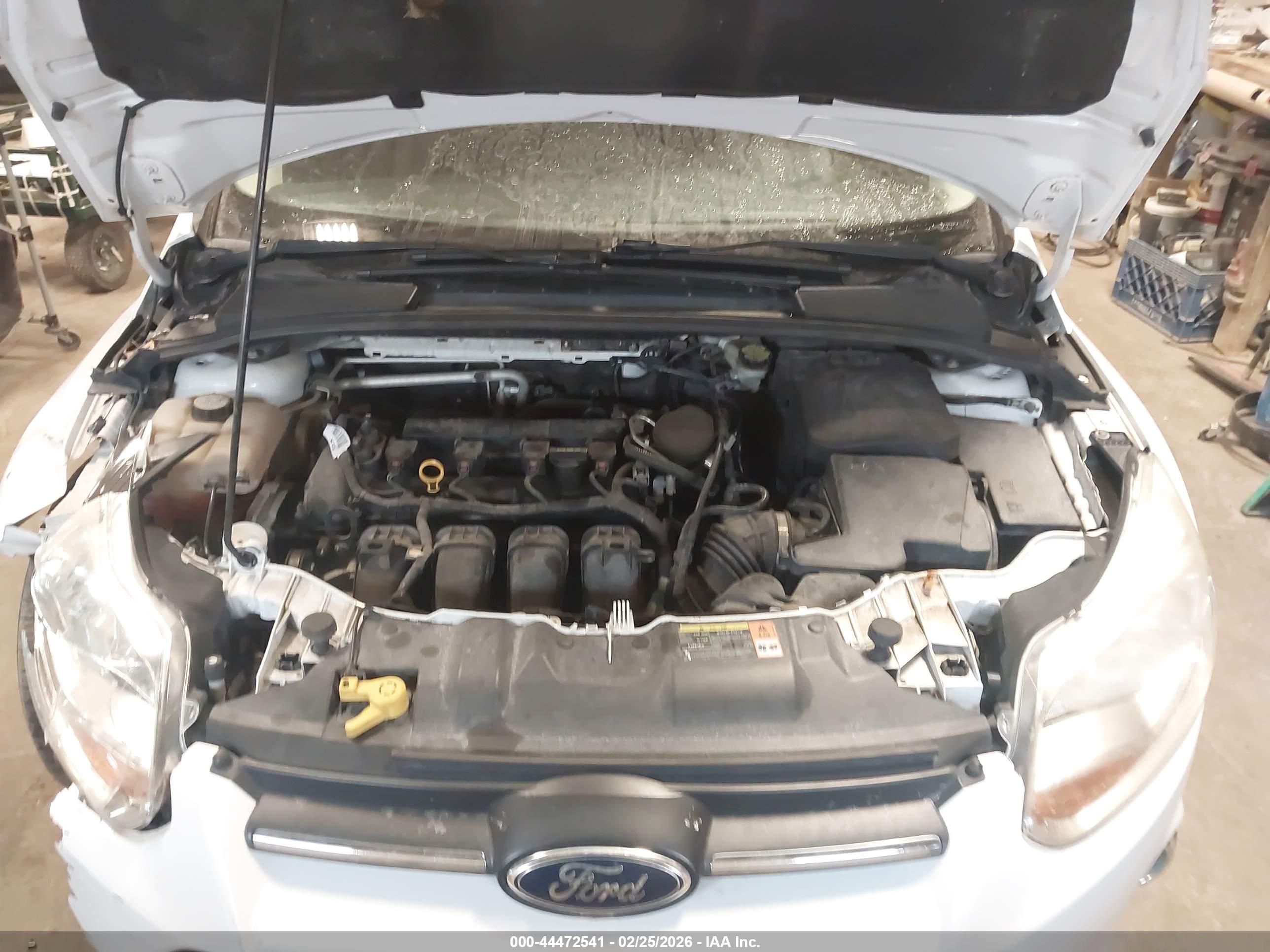 FORD FOCUS image 10