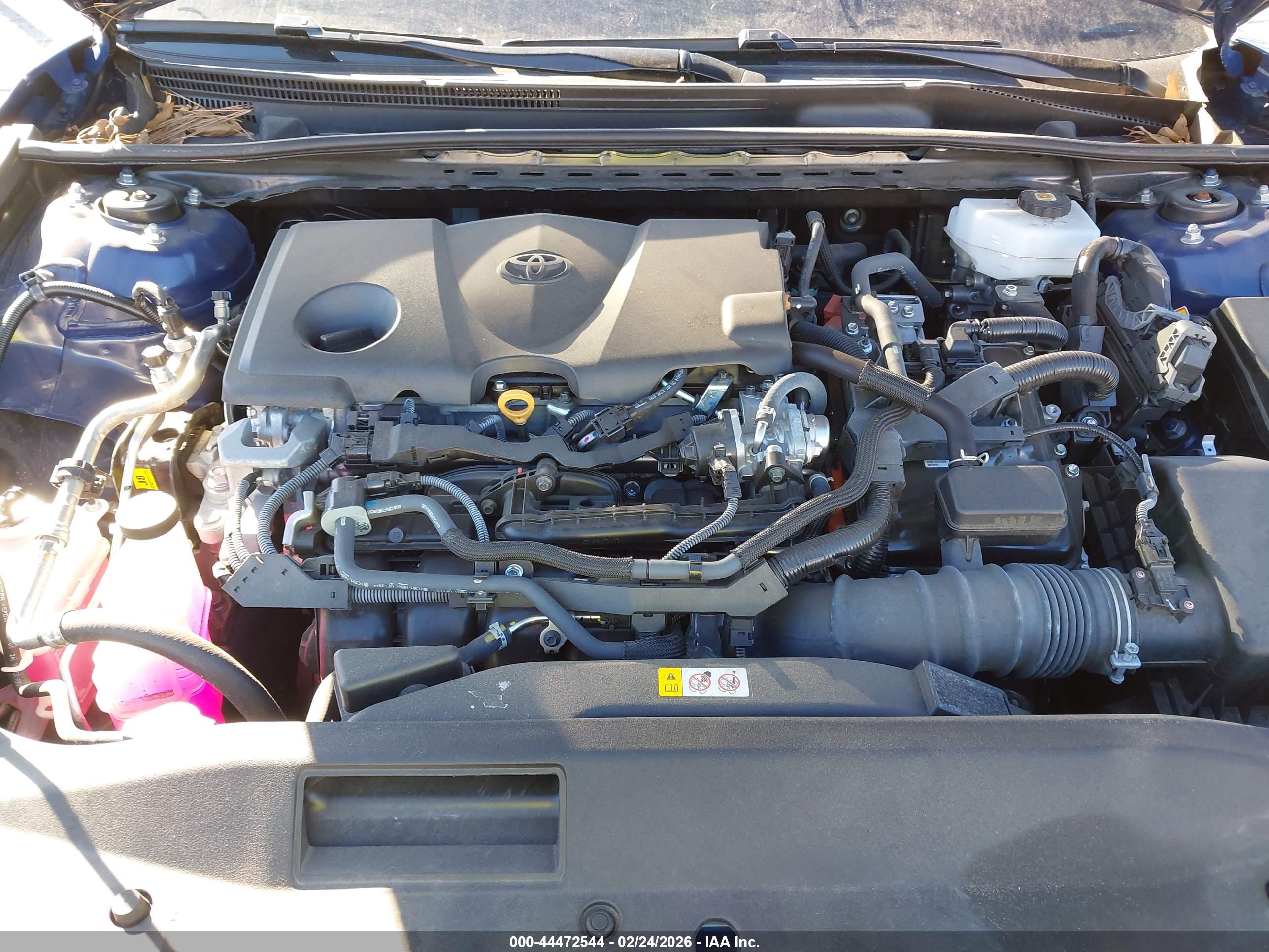 TOYOTA CAMRY image 10