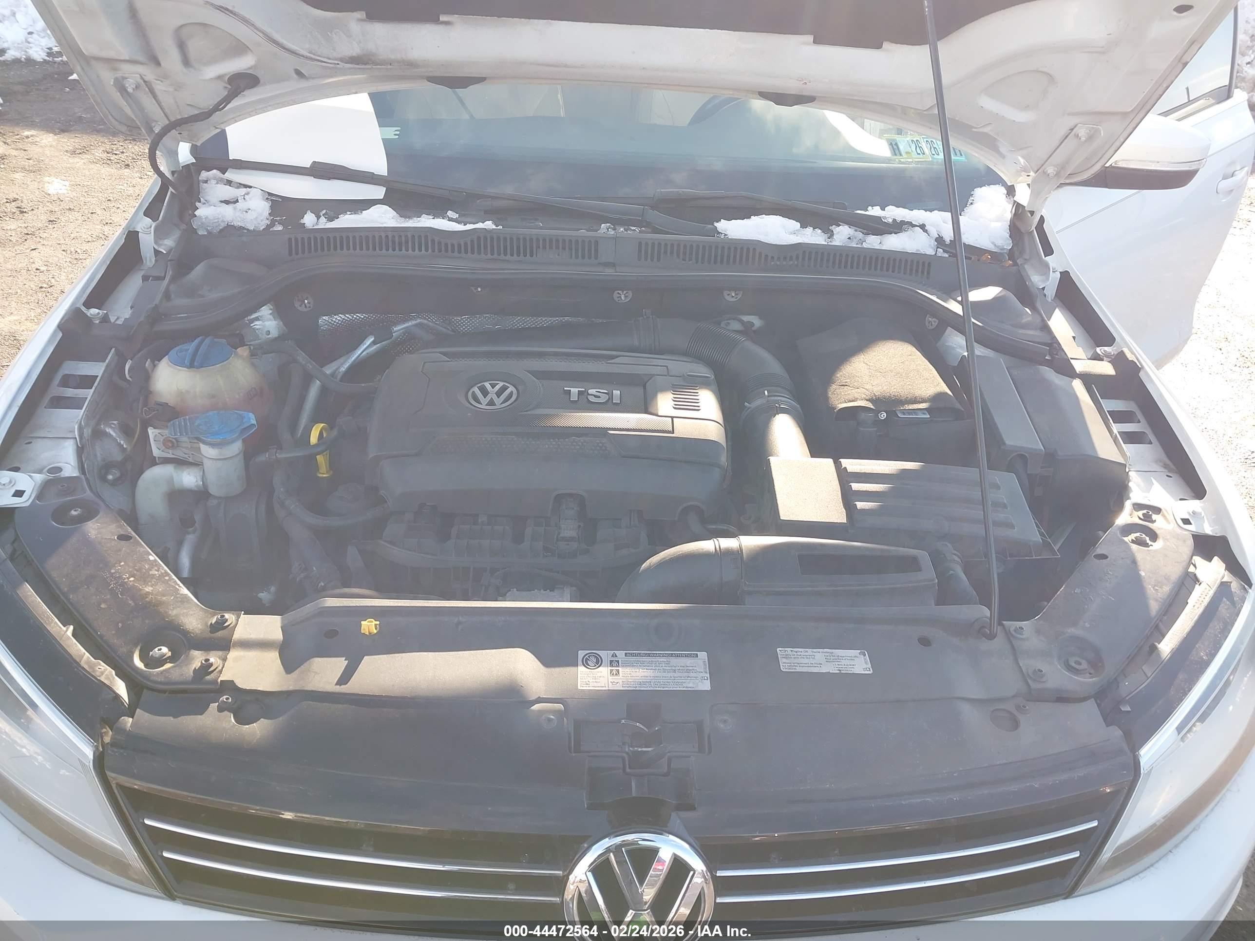 VOLKSWAGEN JETTA image 10