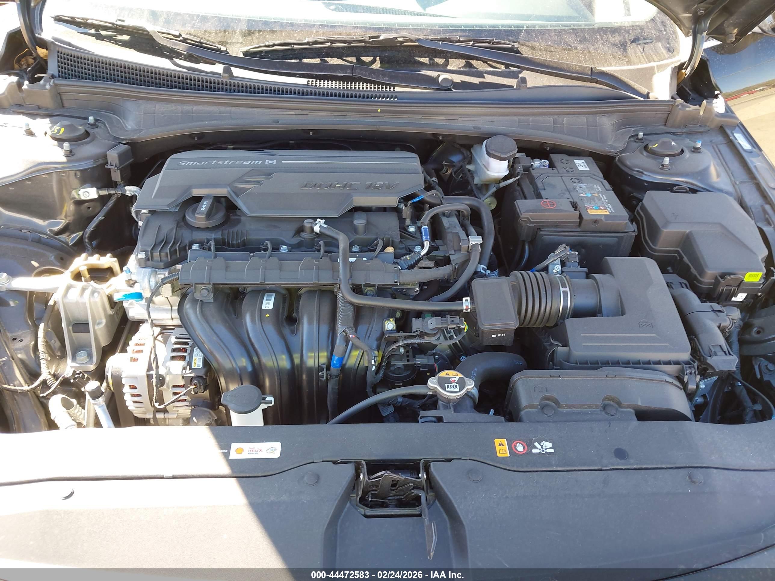 HYUNDAI ELANTRA image 10