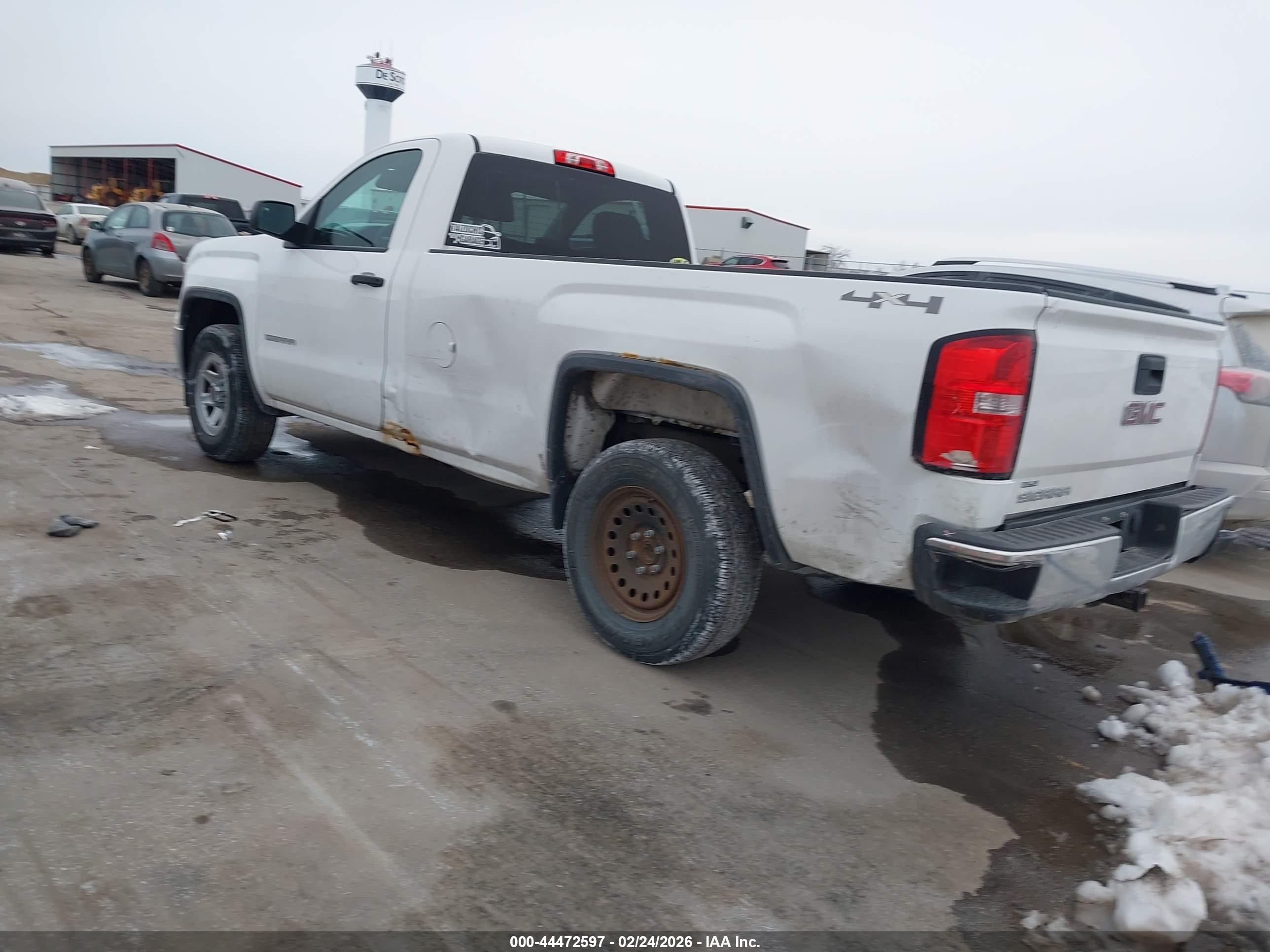 GMC SIERRA image 3