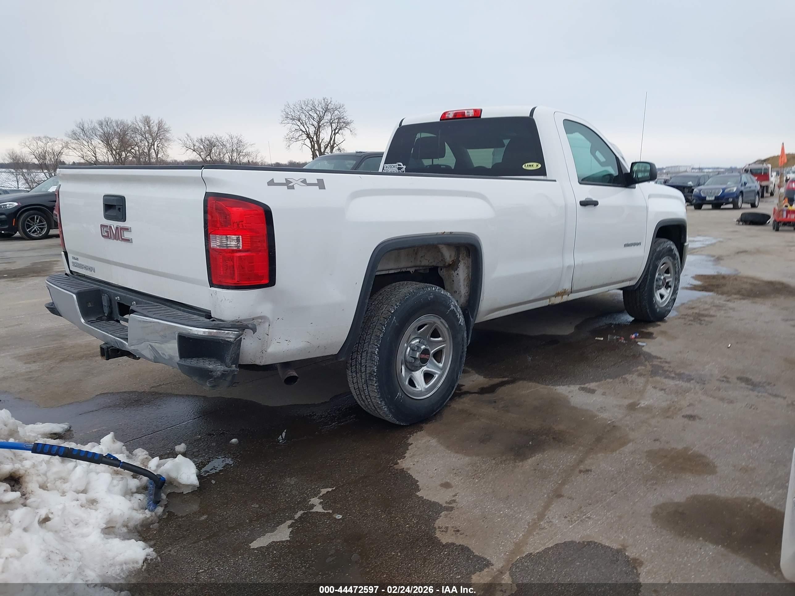 GMC SIERRA image 4
