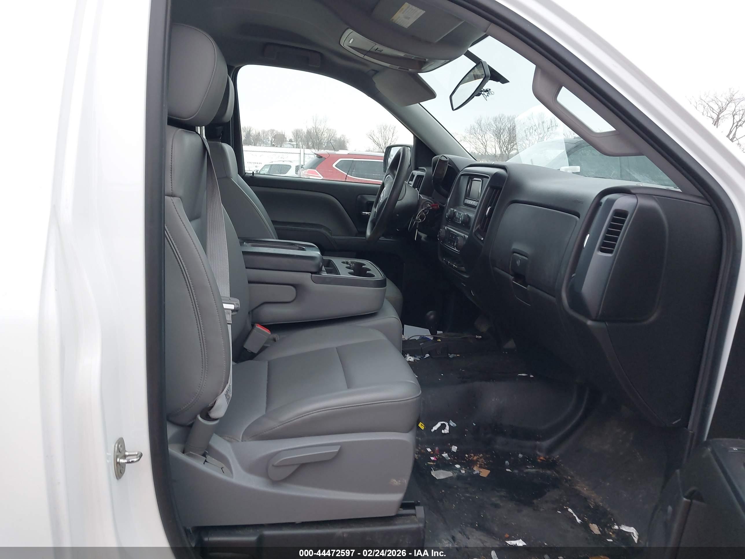 GMC SIERRA image 5