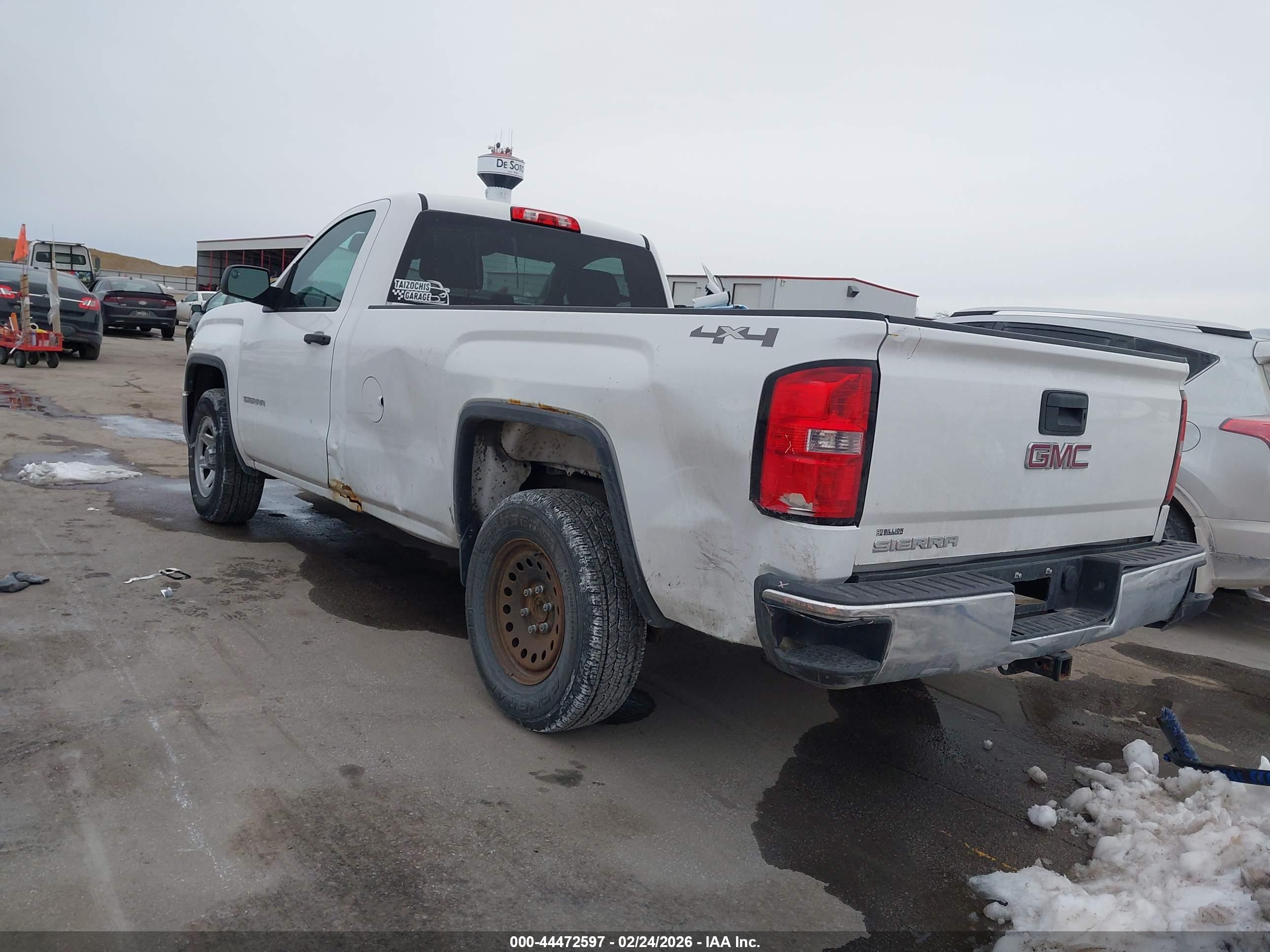 GMC SIERRA image 6