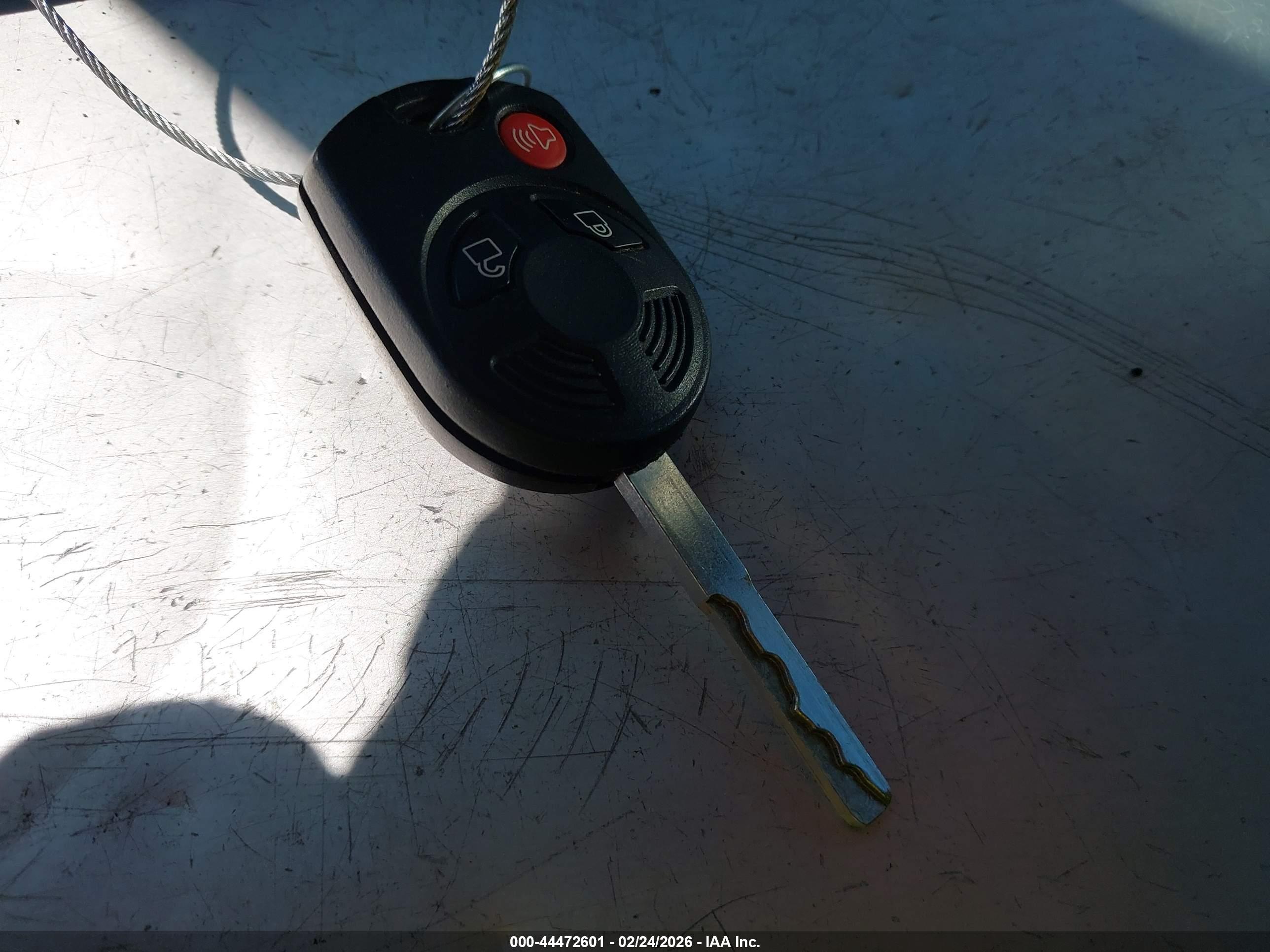 FORD ESCAPE image 11