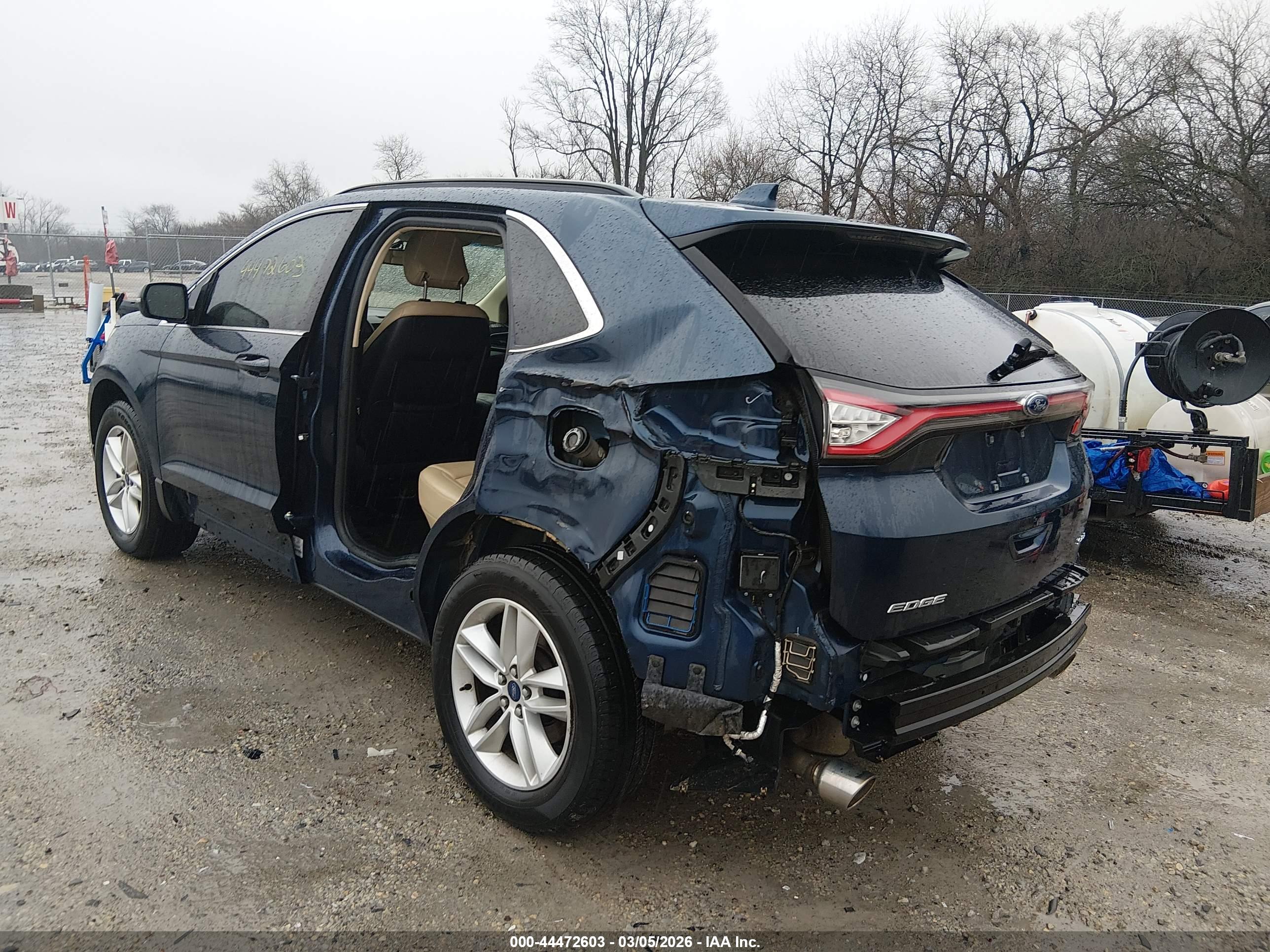 FORD EDGE image 3