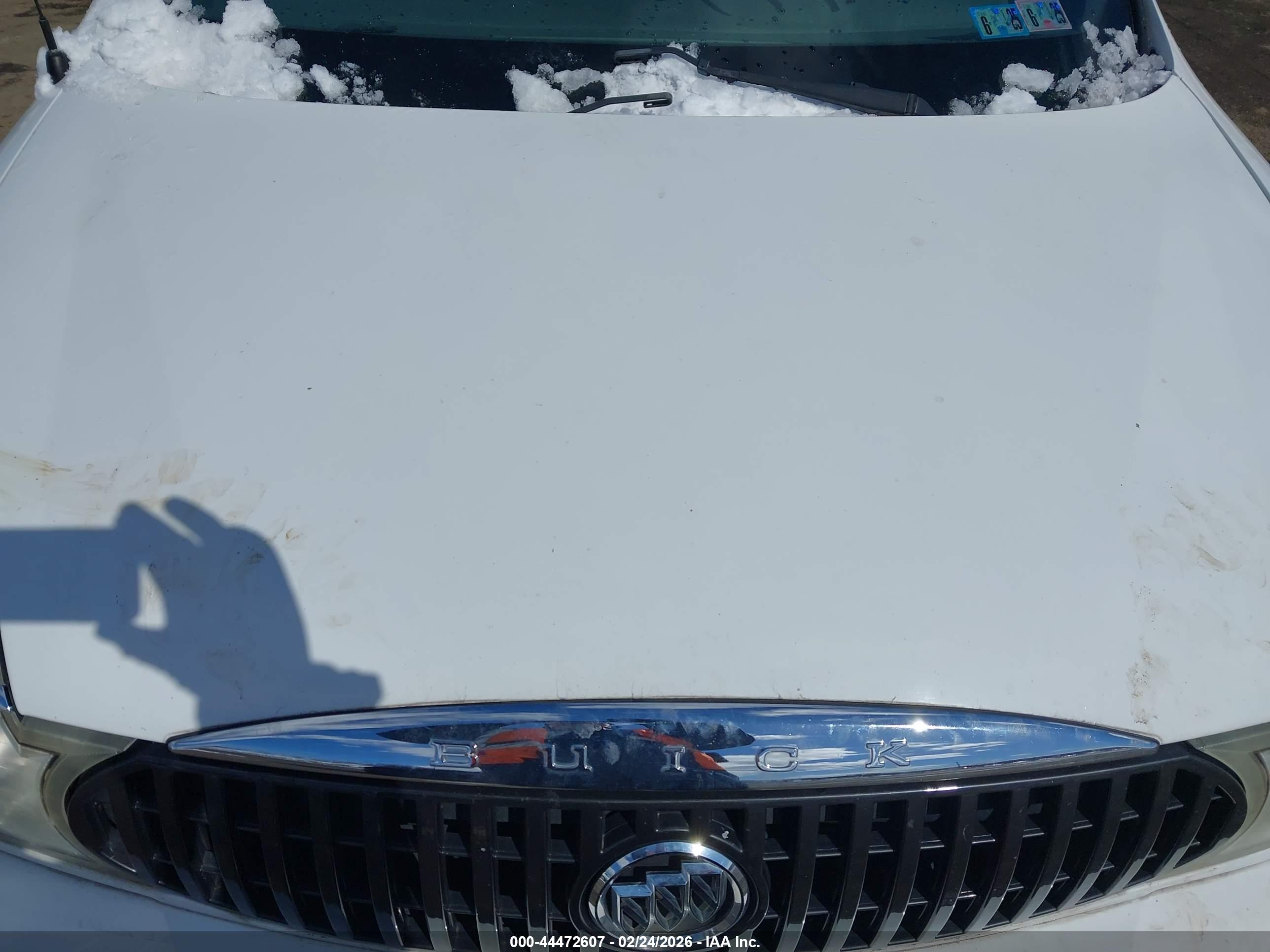BUICK RENDEZVOUS image 6