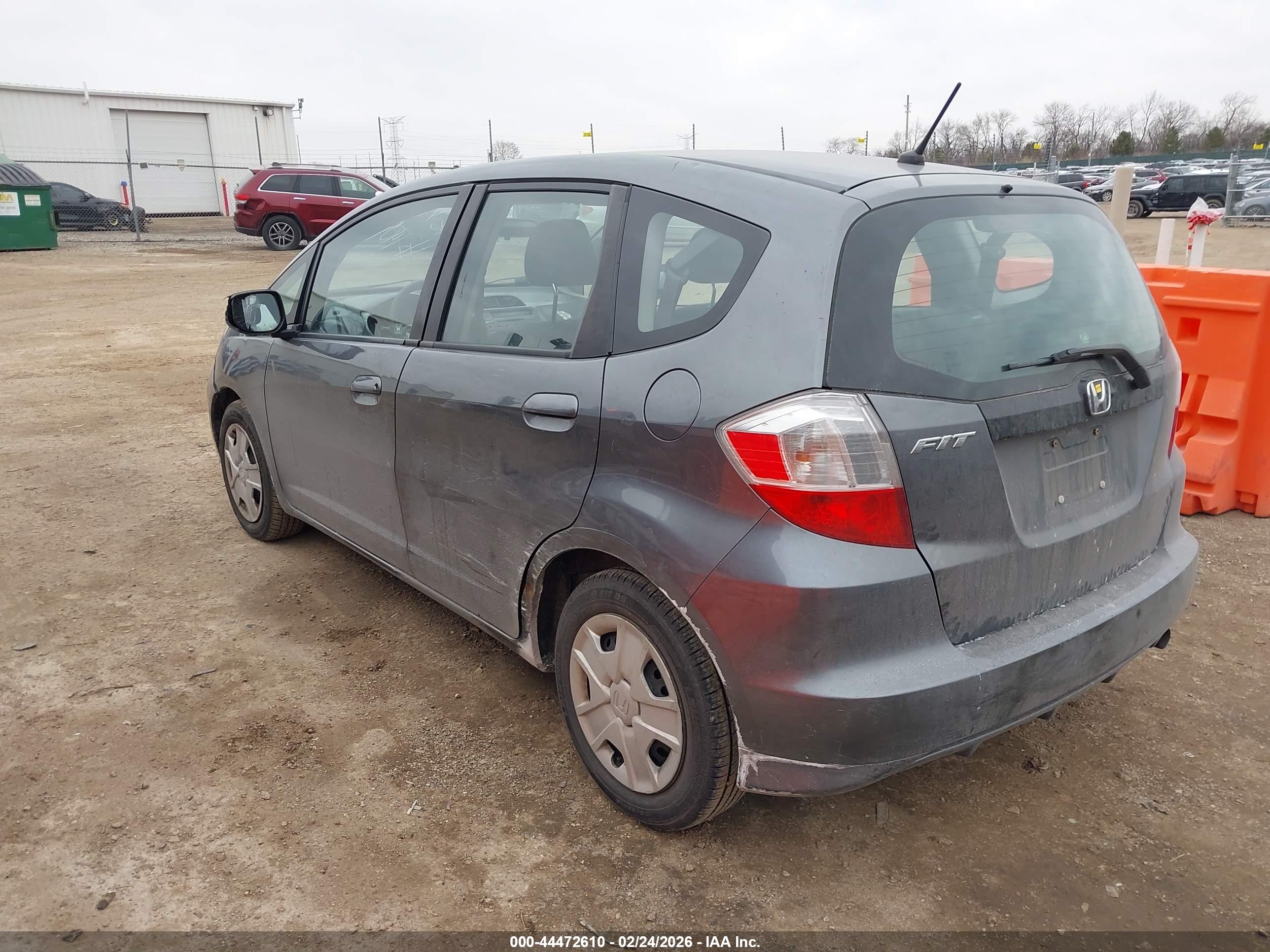 HONDA FIT image 3