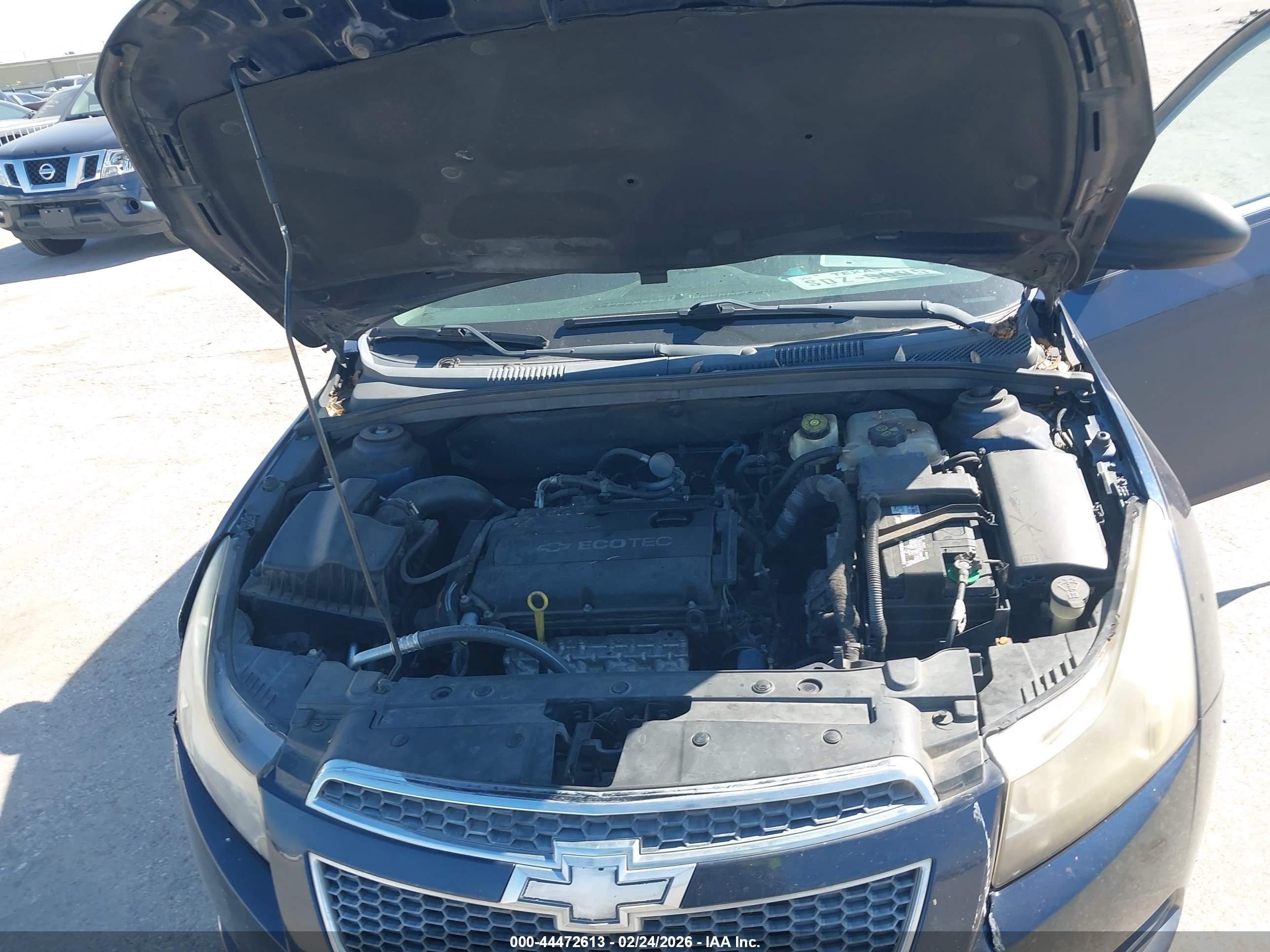 CHEVROLET CRUZE image 10