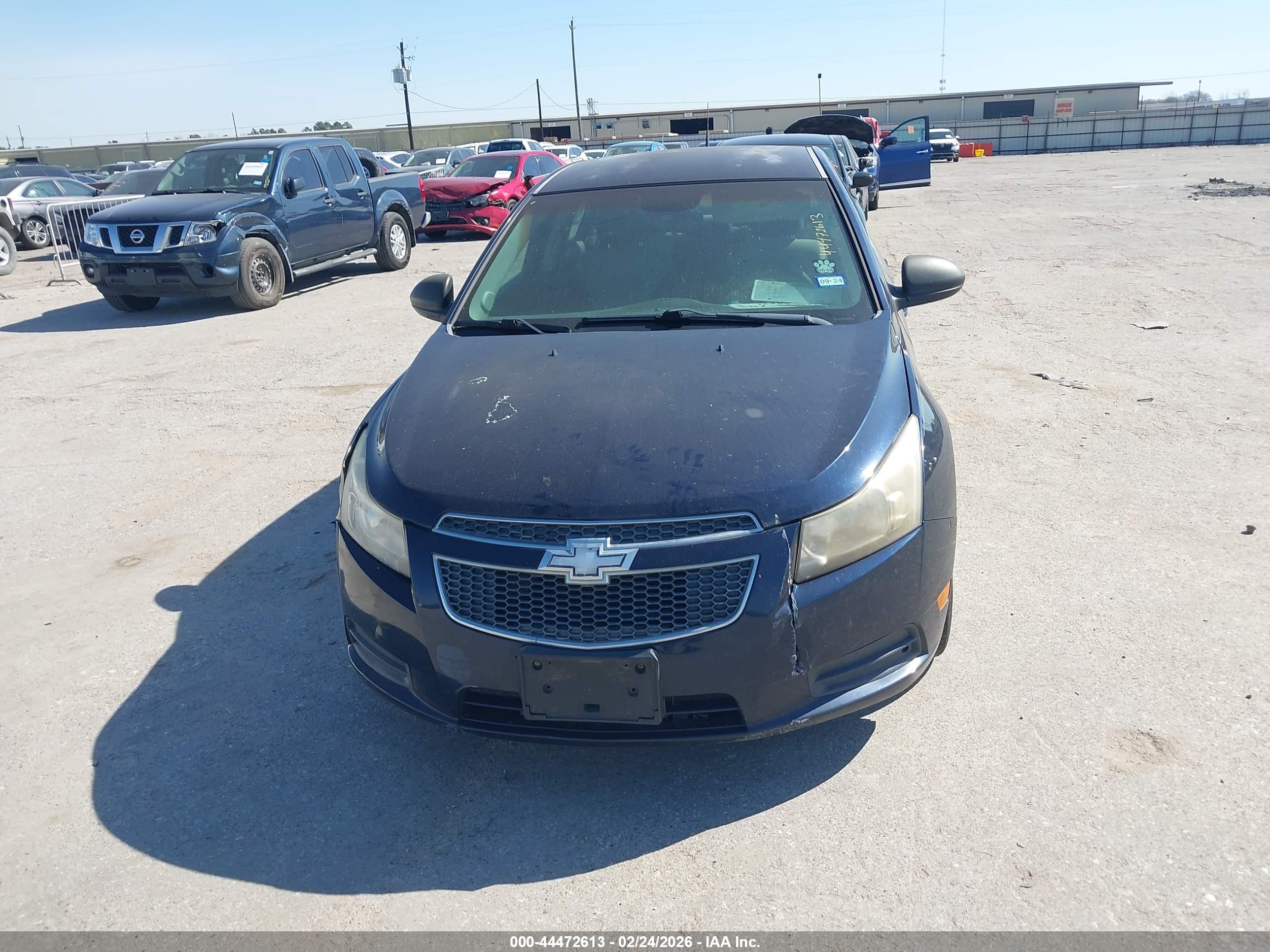 CHEVROLET CRUZE image 6