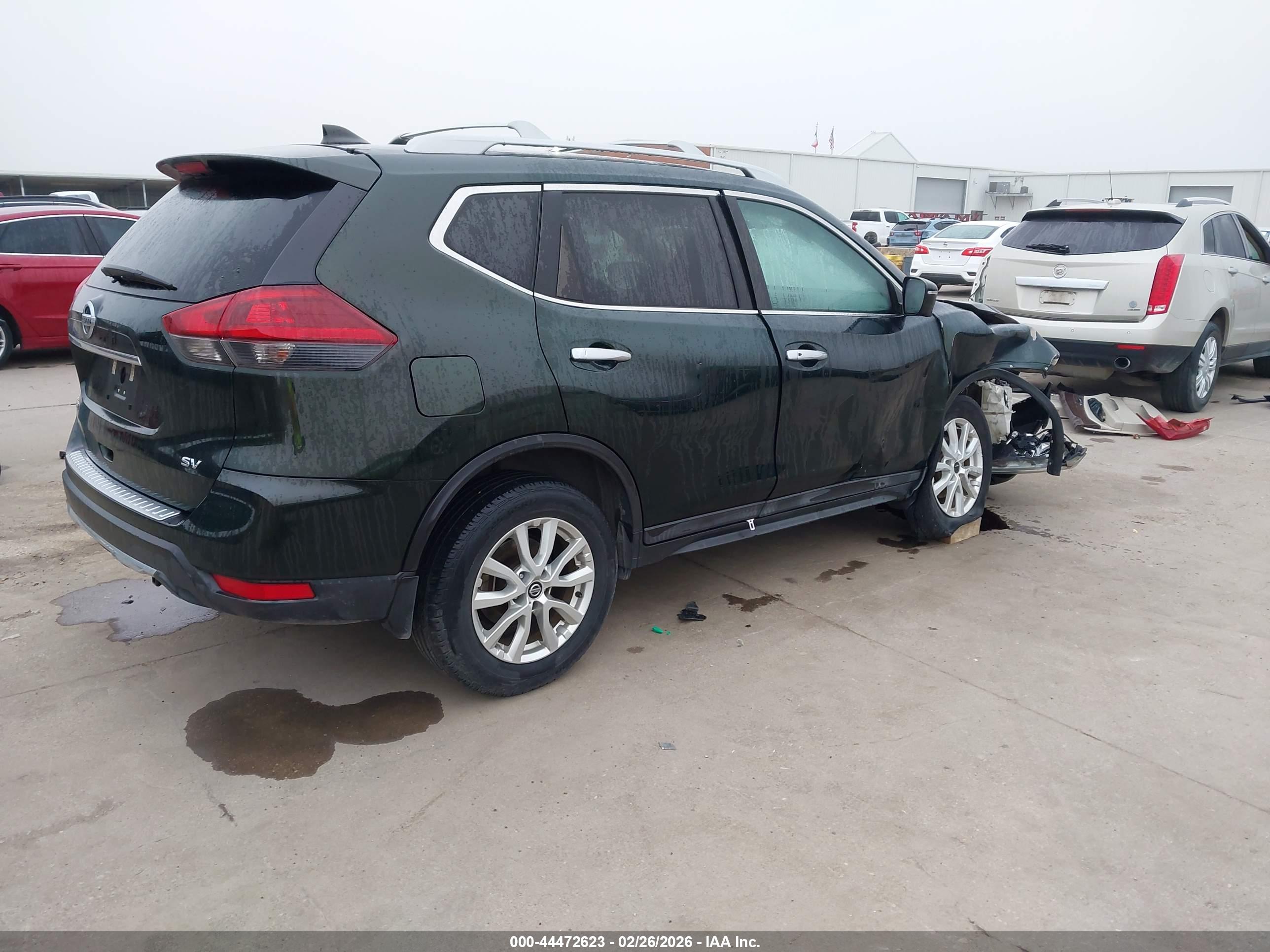 NISSAN ROGUE image 4