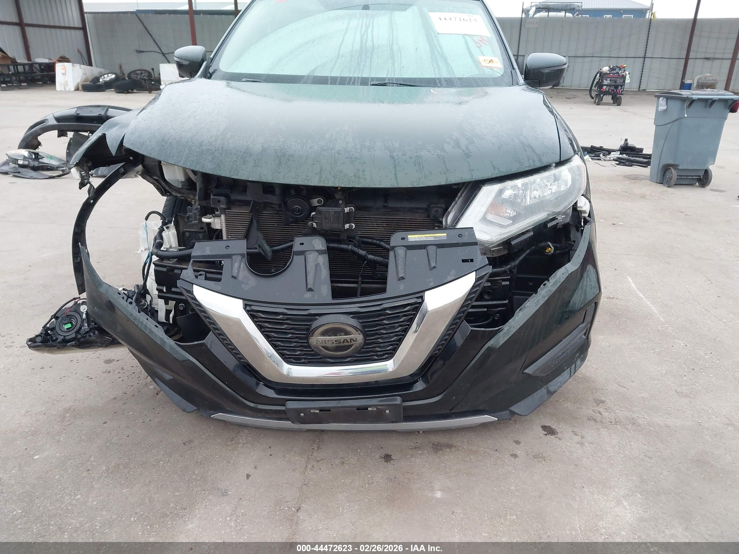 NISSAN ROGUE image 6