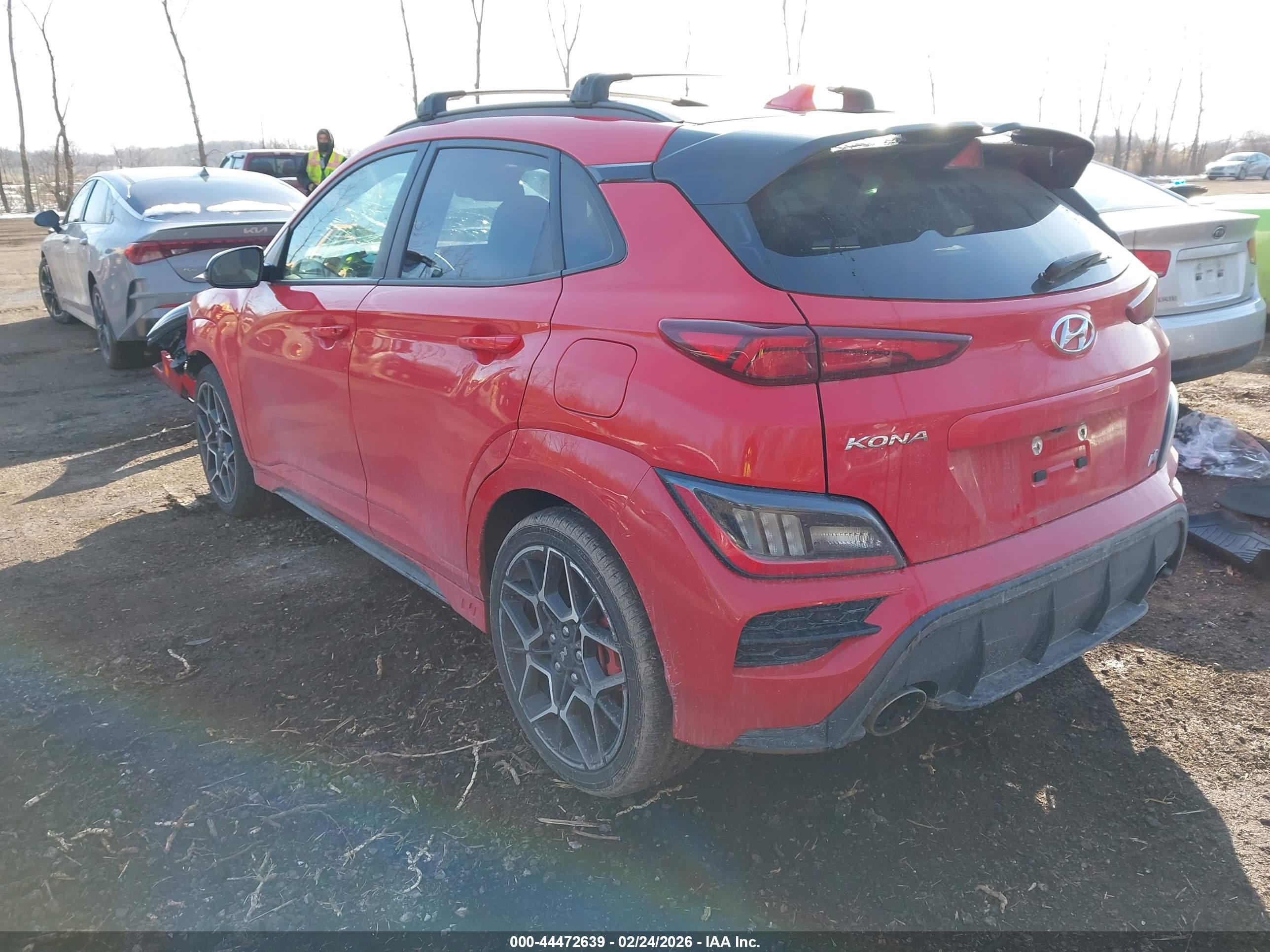 HYUNDAI KONA image 3