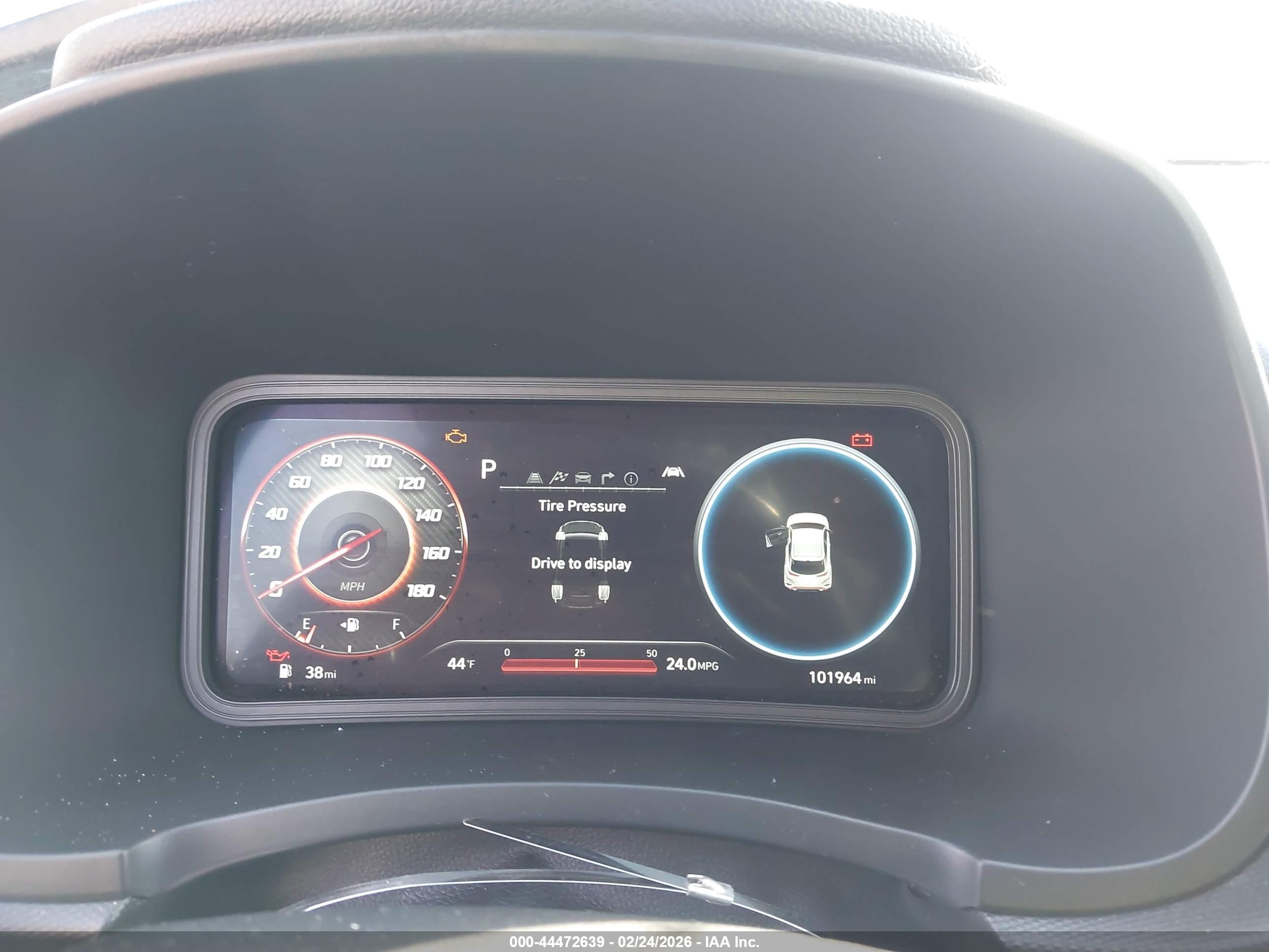 HYUNDAI KONA image 7