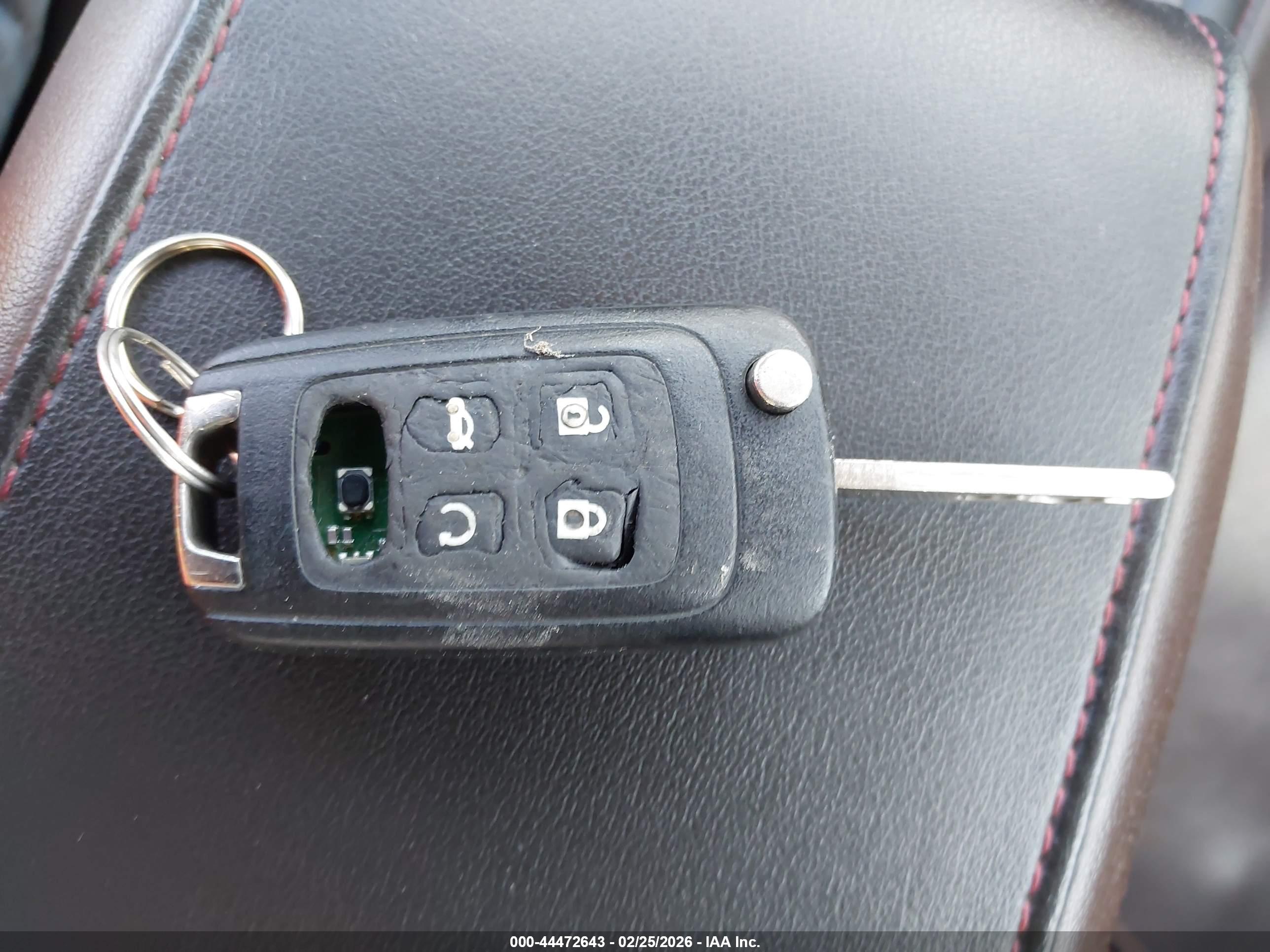 CHEVROLET EQUINOX image 11