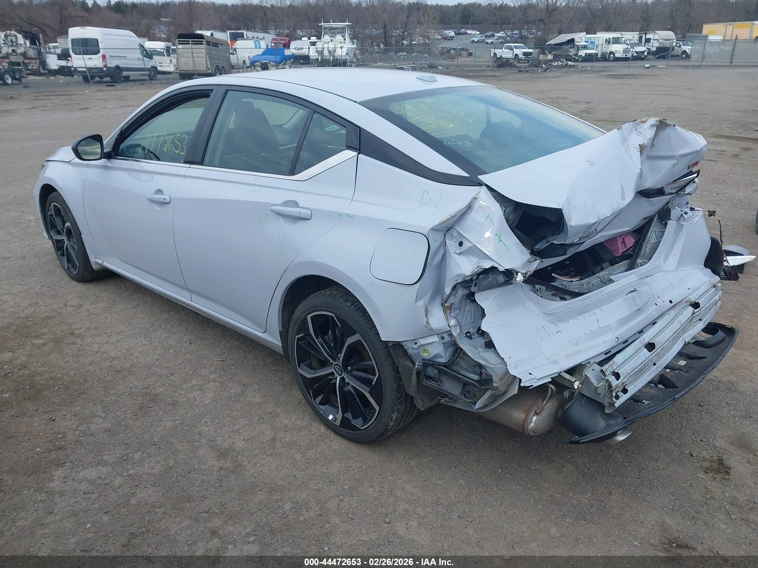 NISSAN ALTIMA image 3