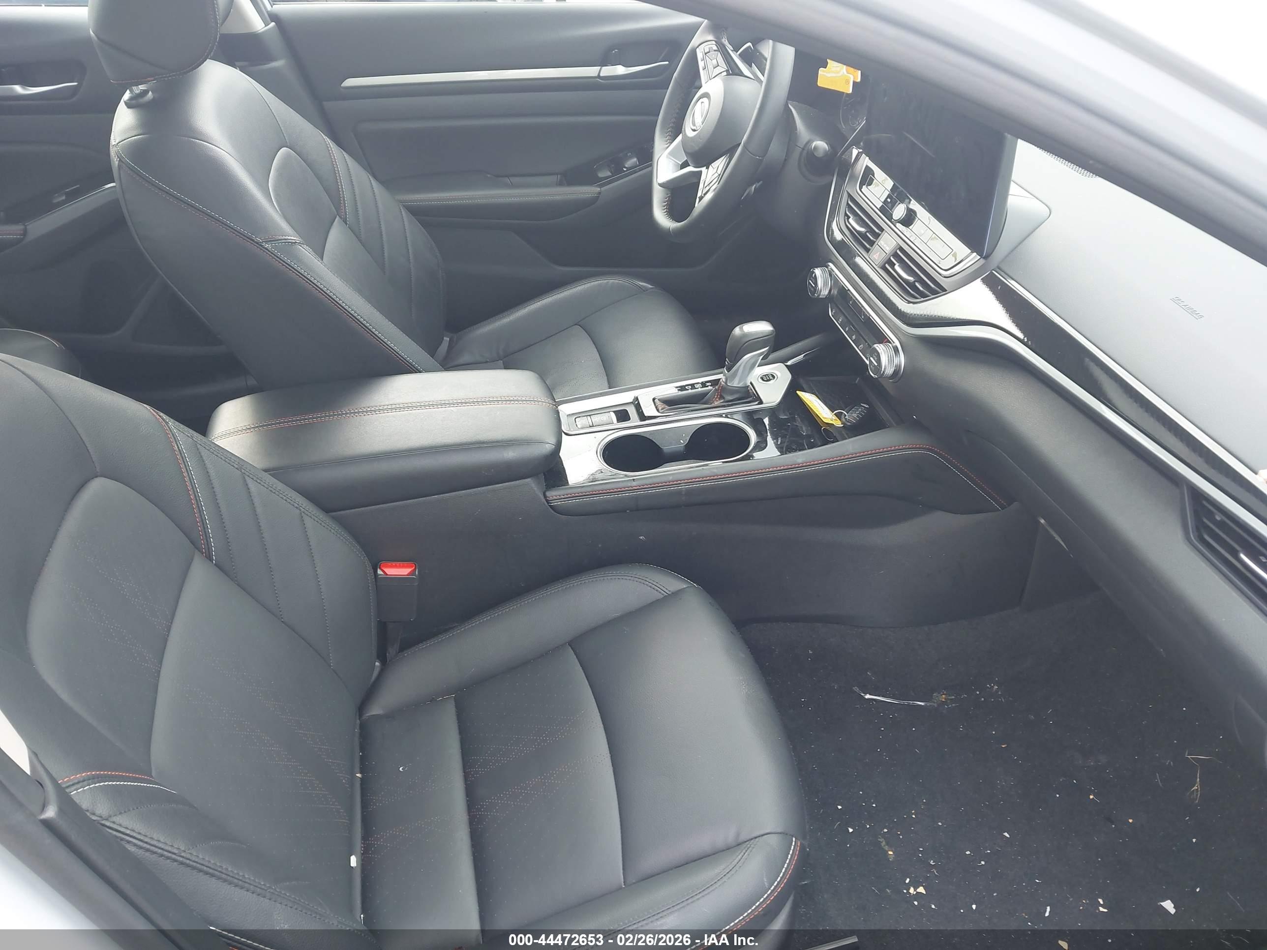 NISSAN ALTIMA image 5