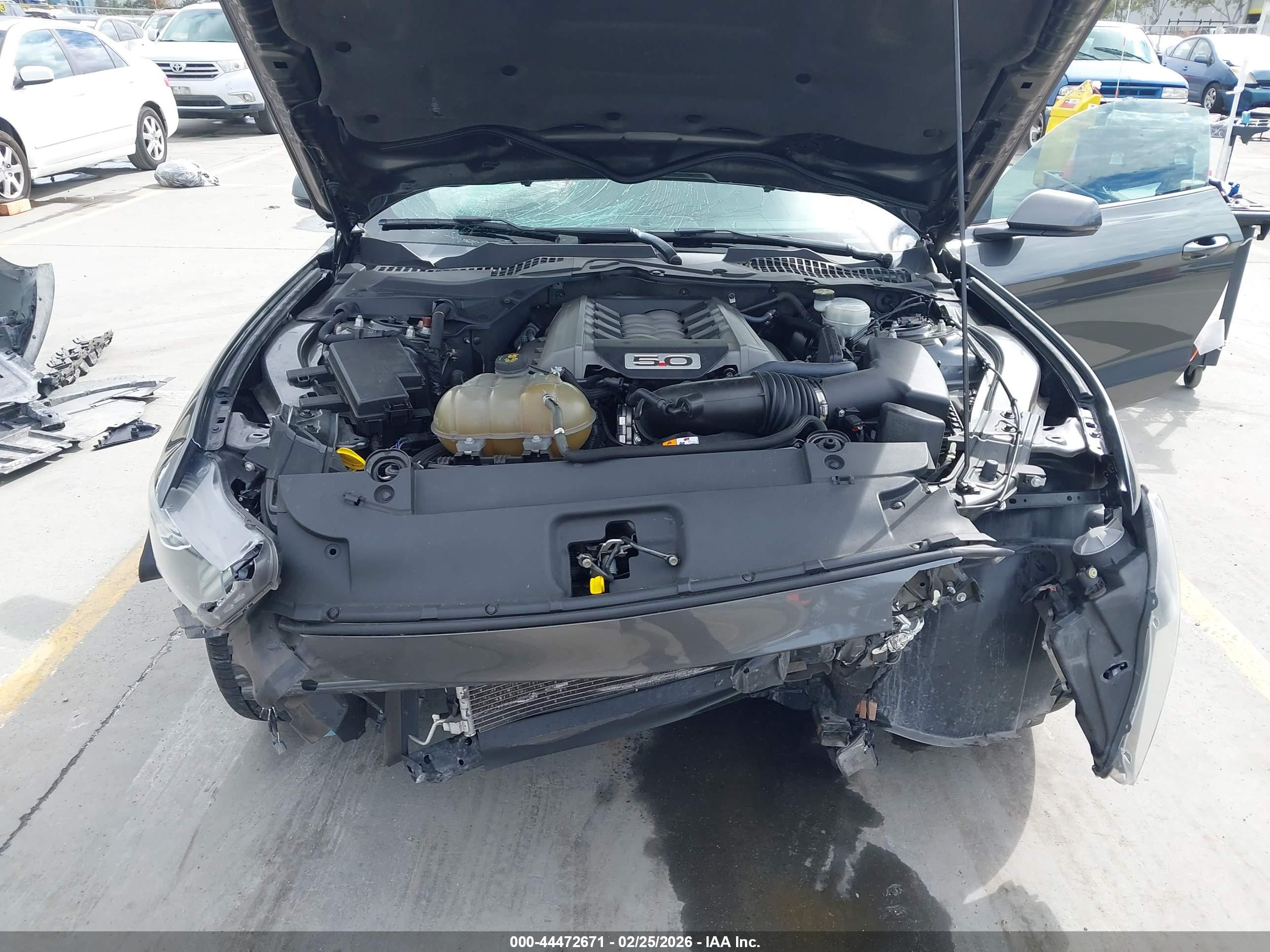 FORD MUSTANG image 10