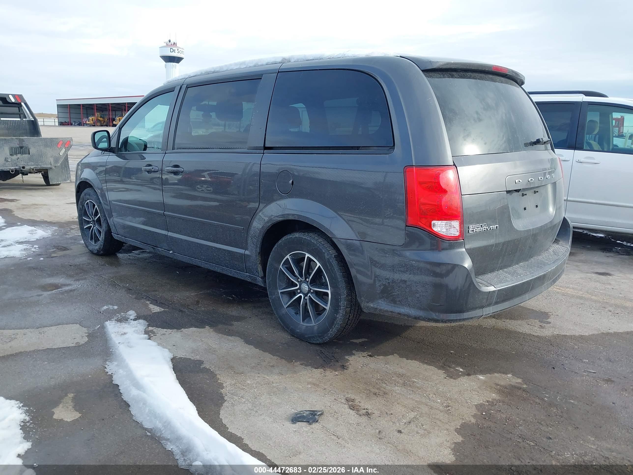 DODGE GRAND image 3