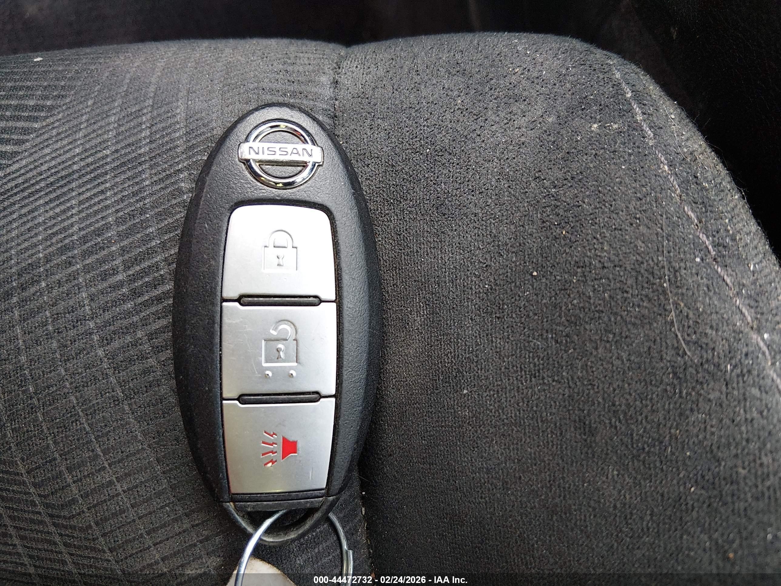 NISSAN ROGUE image 11