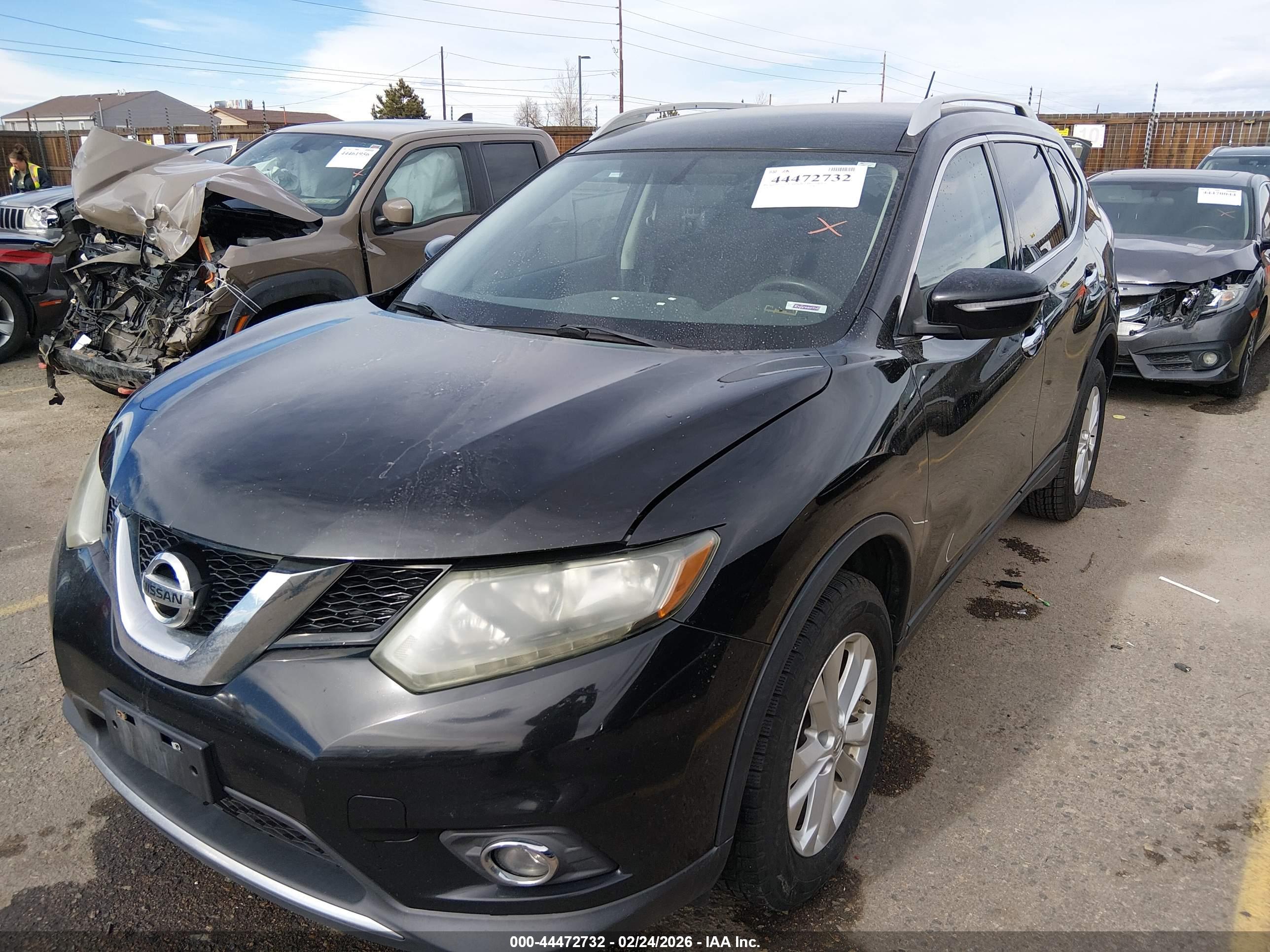 NISSAN ROGUE image 2