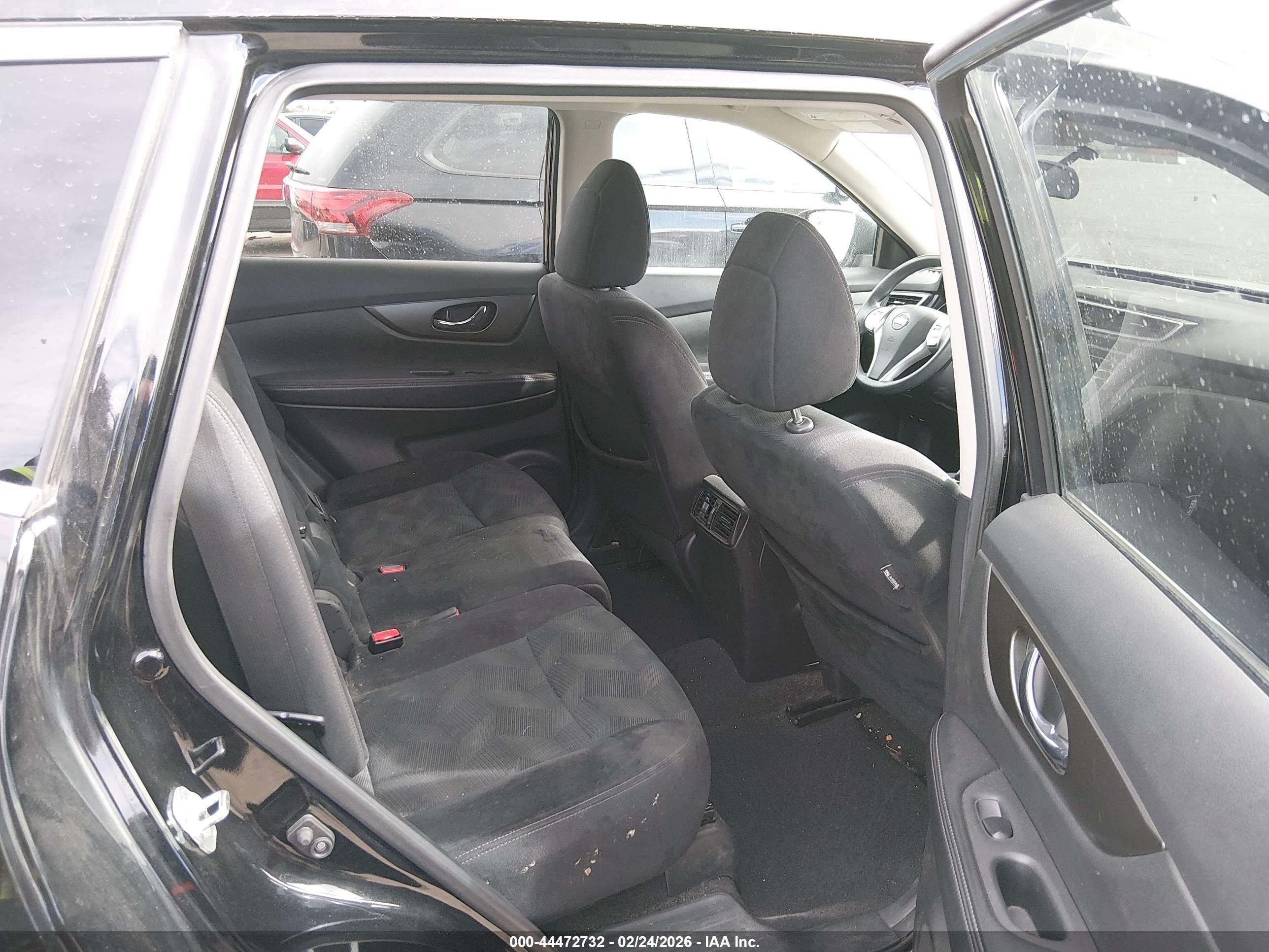 NISSAN ROGUE image 8