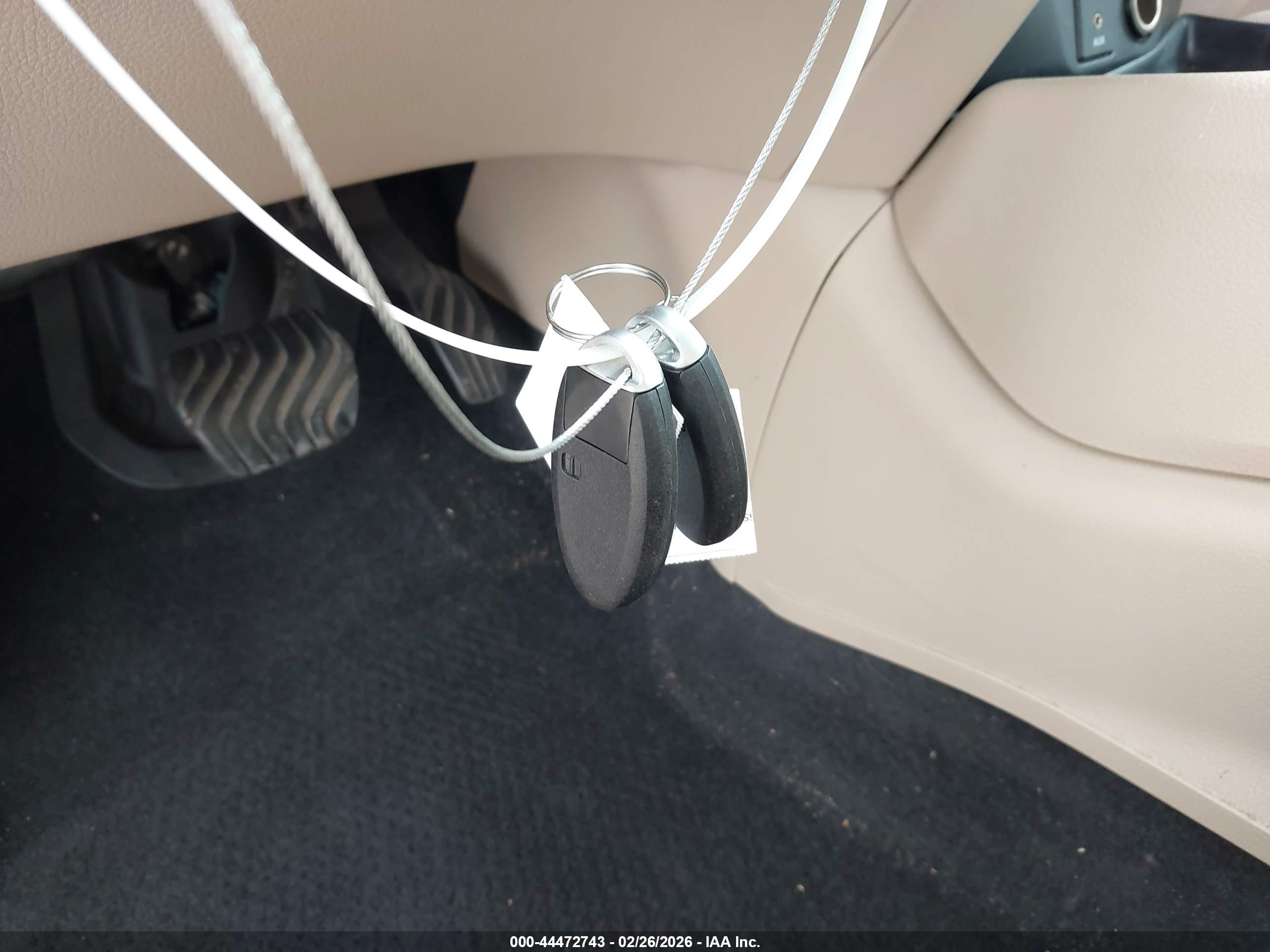 NISSAN ROGUE image 11