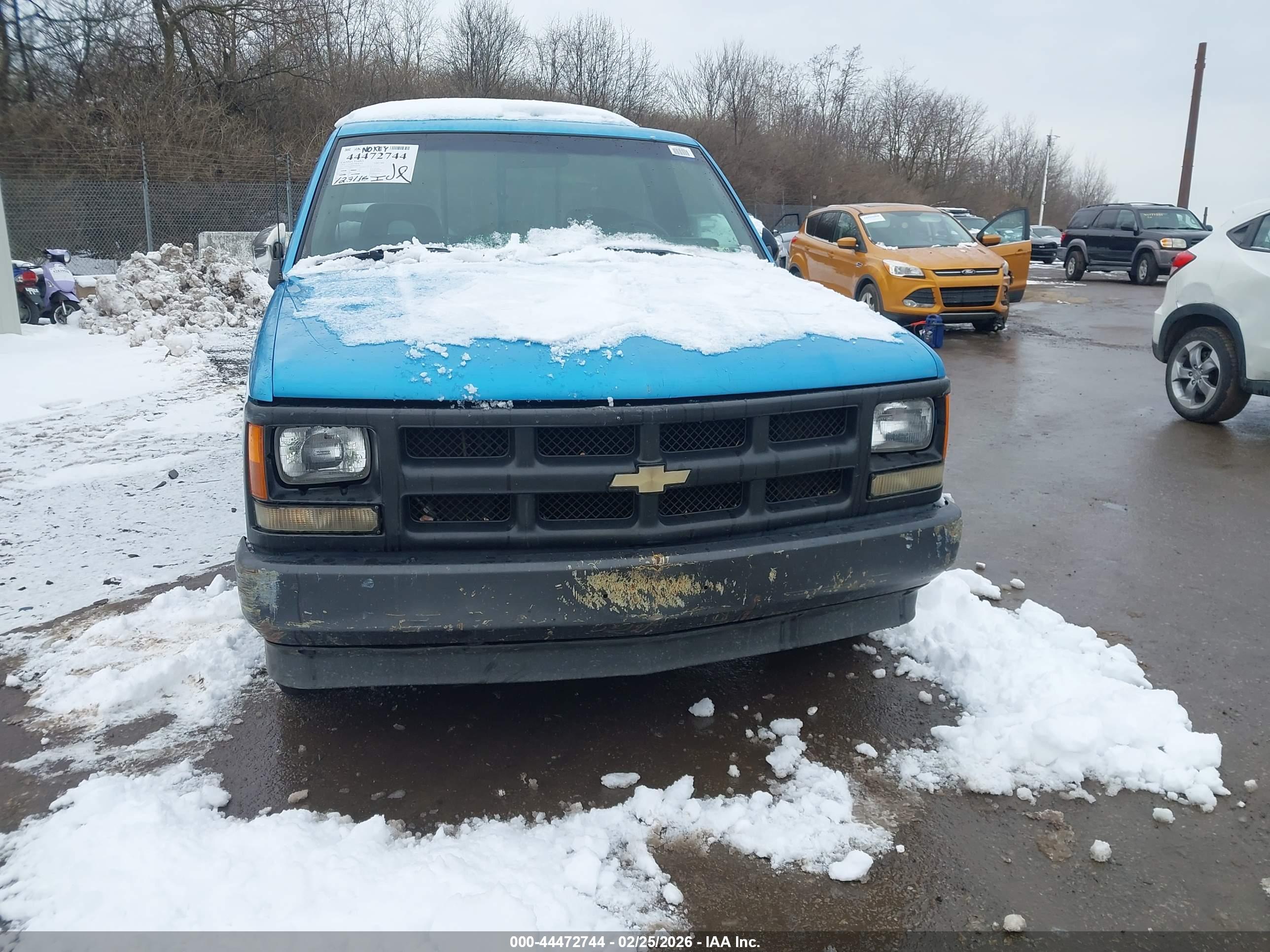 CHEVROLET GMT-400 image 6