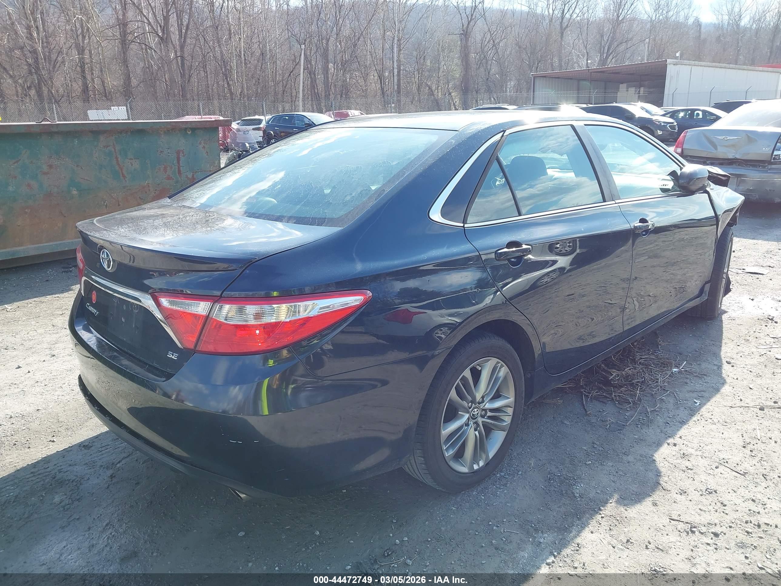 TOYOTA CAMRY image 4