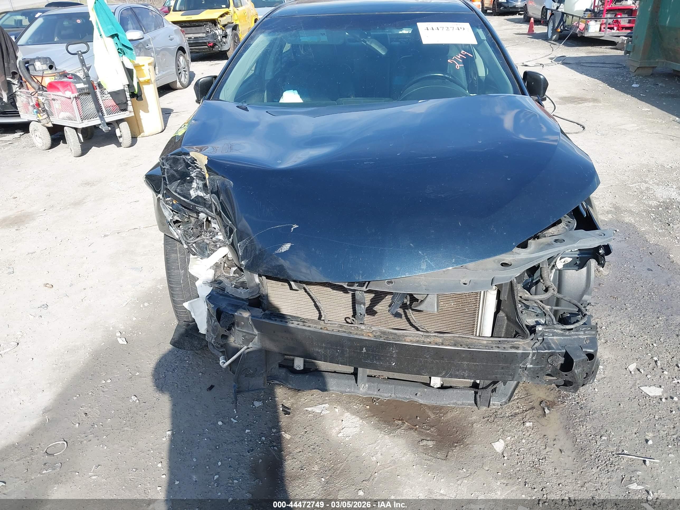 TOYOTA CAMRY image 6