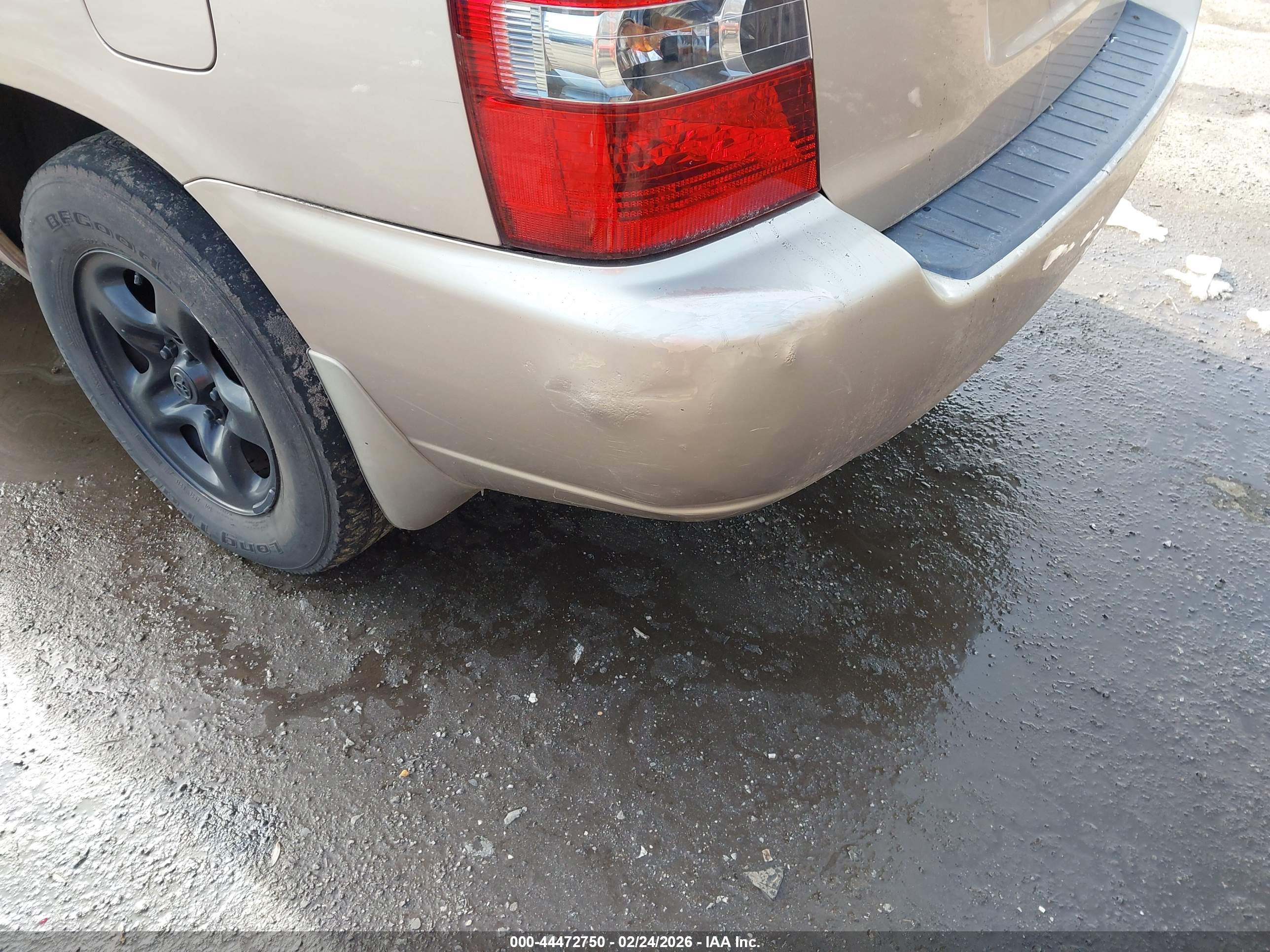 TOYOTA HIGHLANDER image 6