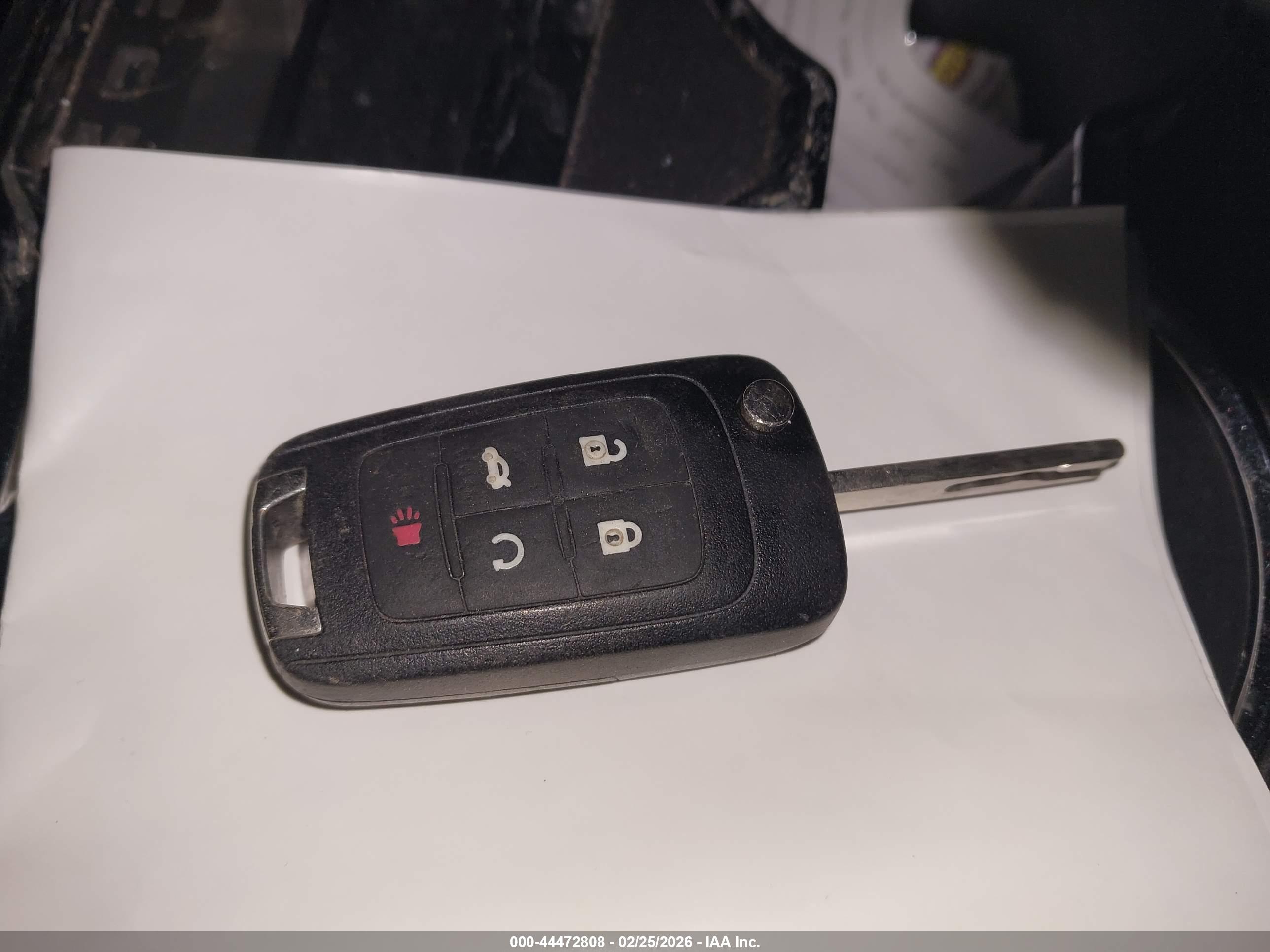 GMC TERRAIN image 11