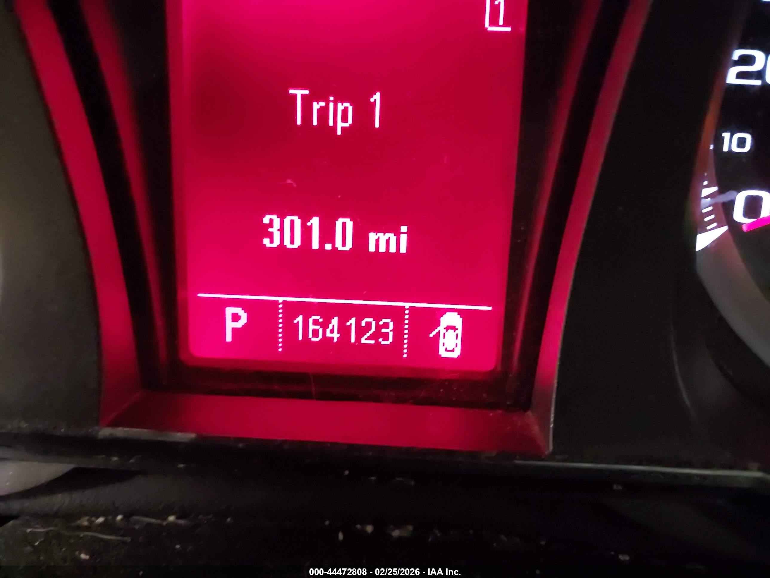 GMC TERRAIN image 7