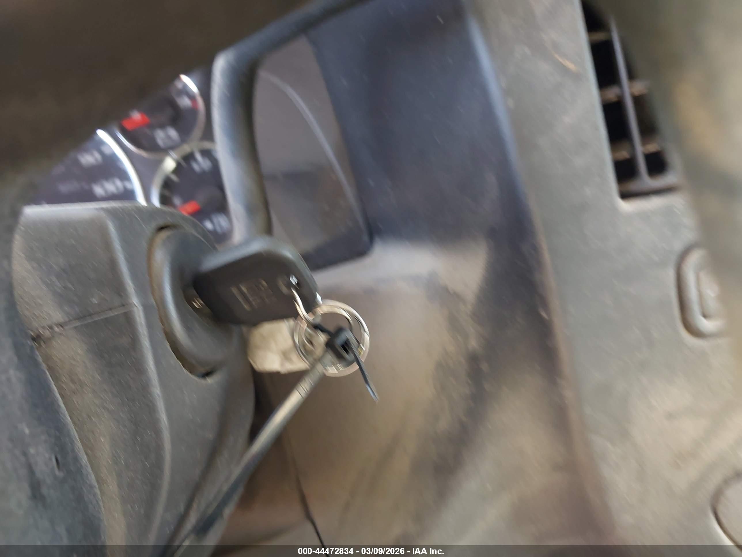 CHEVROLET EXPRESS image 11