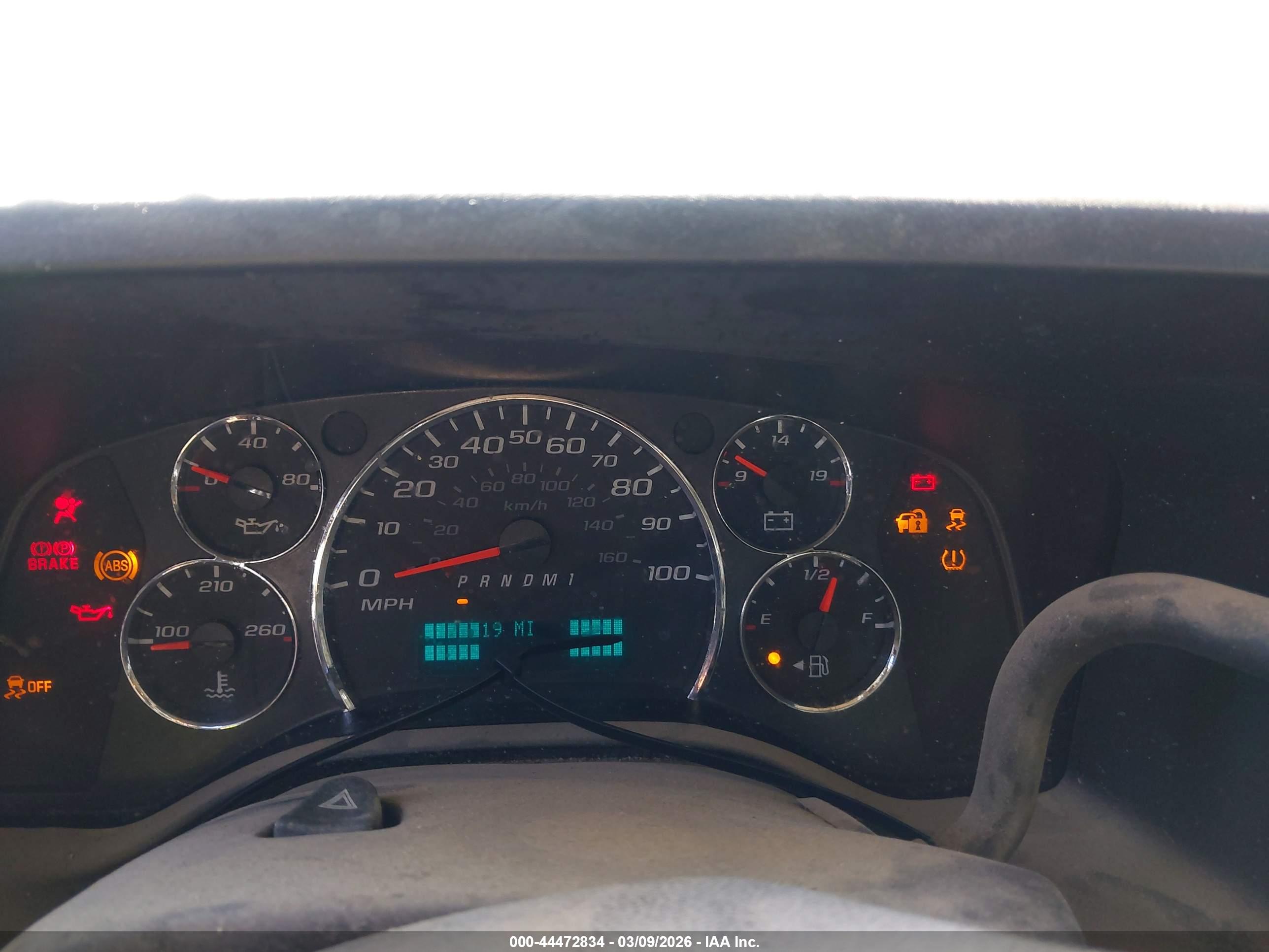CHEVROLET EXPRESS image 7