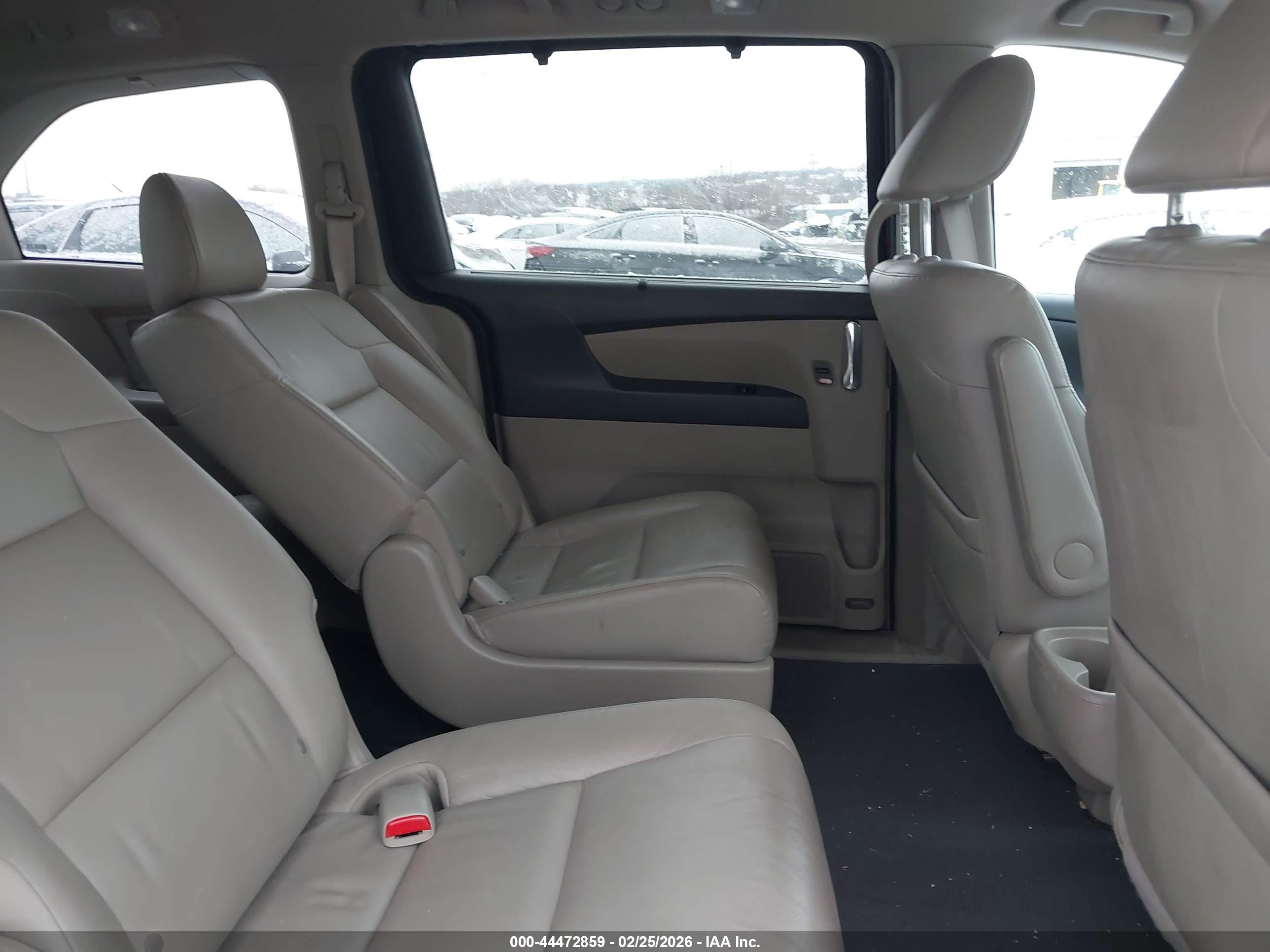 HONDA ODYSSEY image 8