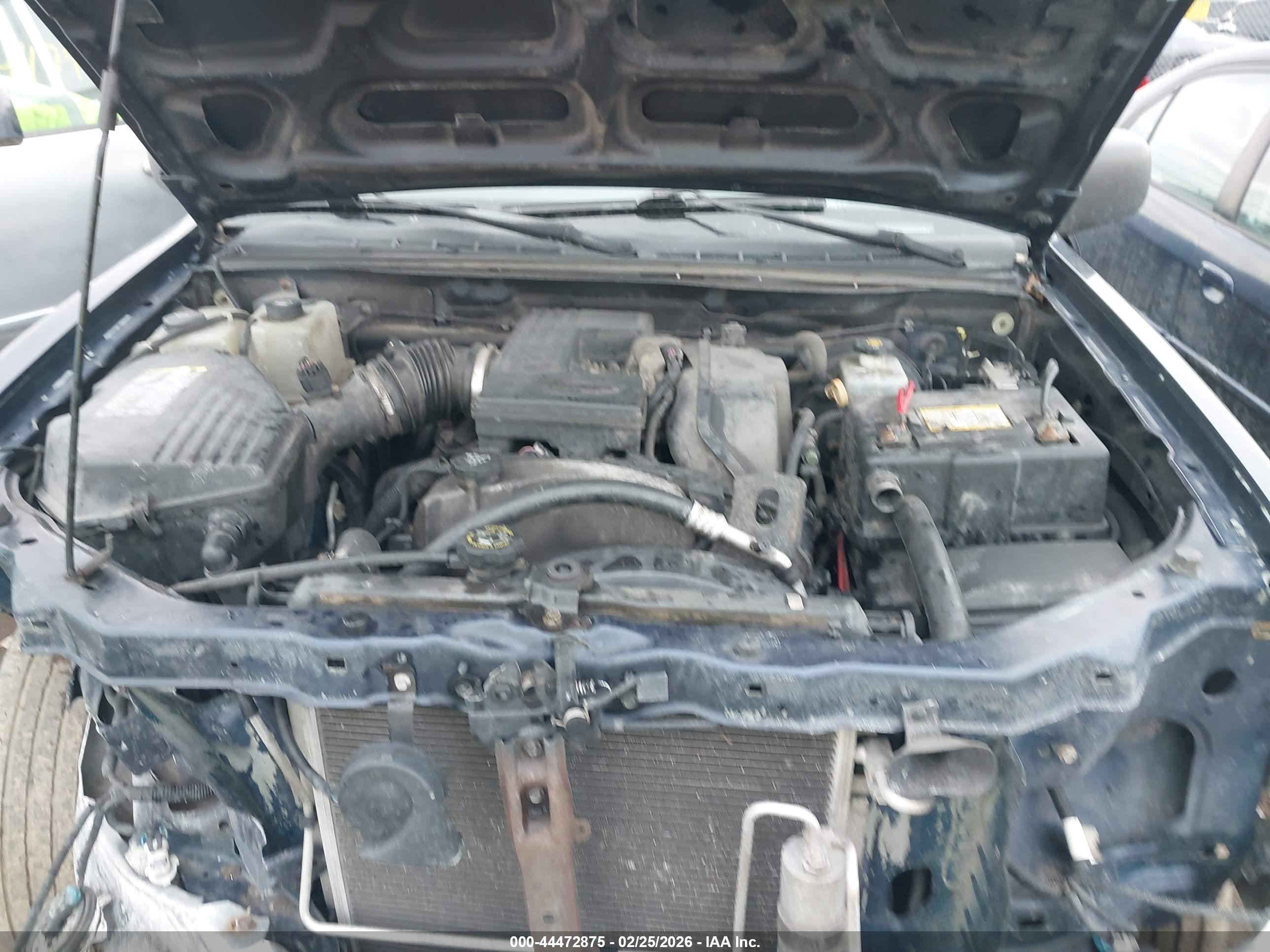 CHEVROLET COLORADO image 10