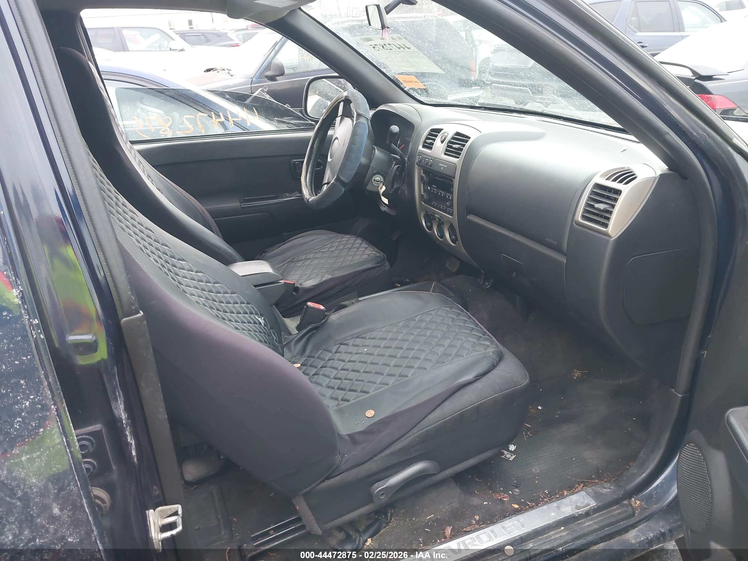 CHEVROLET COLORADO image 5