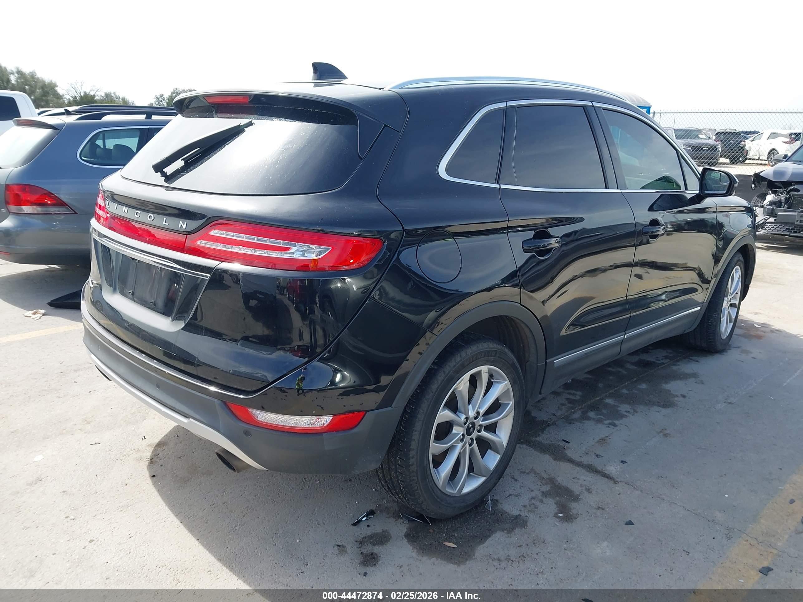 LINCOLN MKC image 4
