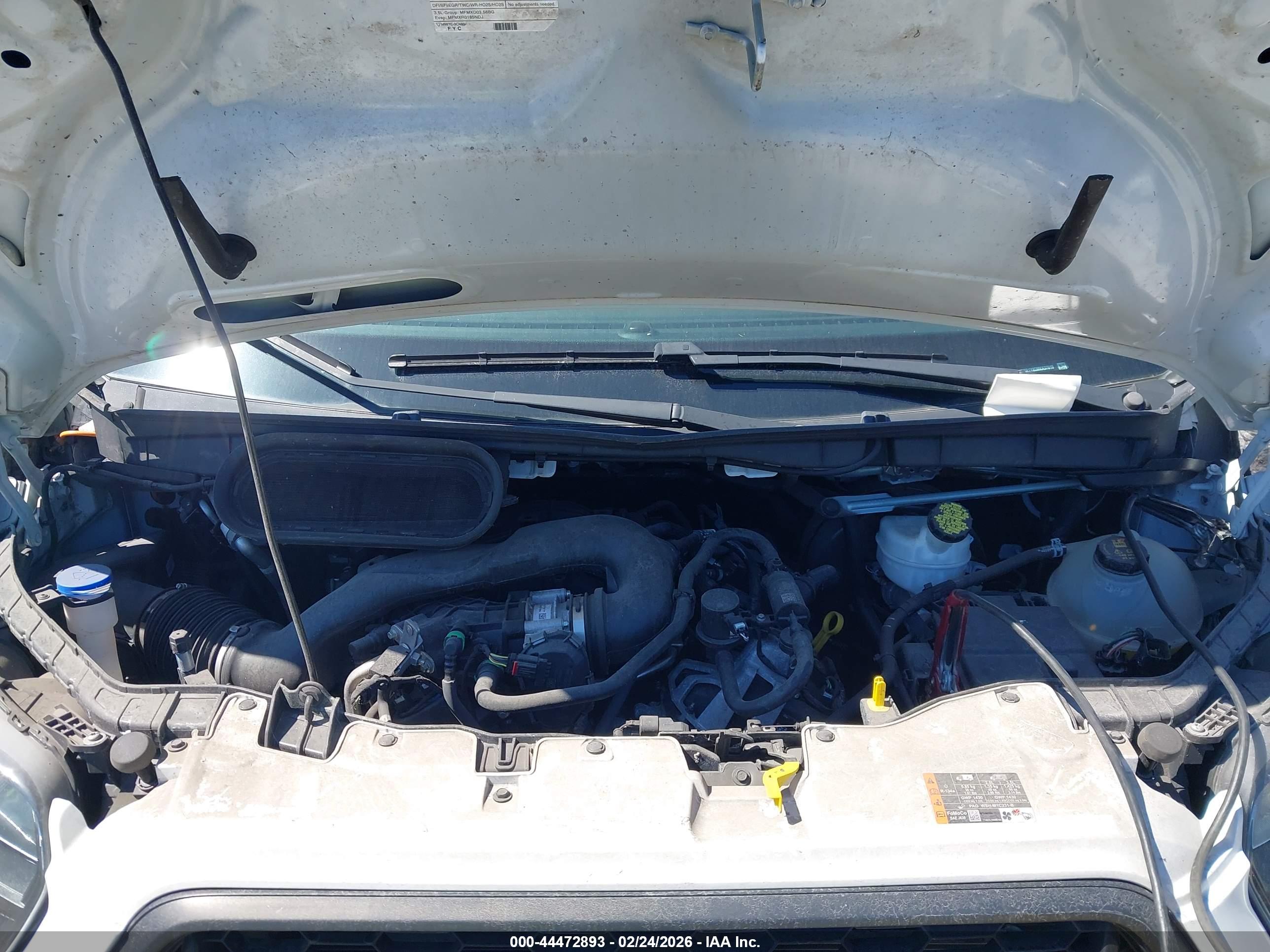 FORD TRANSIT-250 image 10